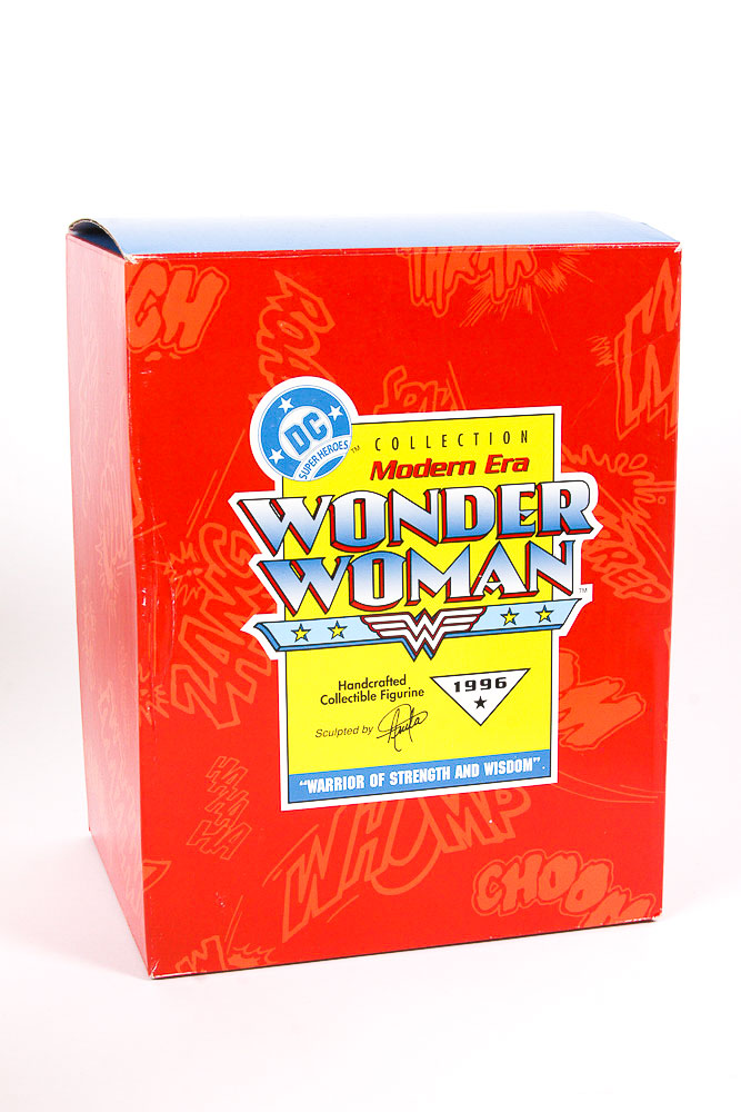 Hallmark 1996 "Wonder Woman" Figurine