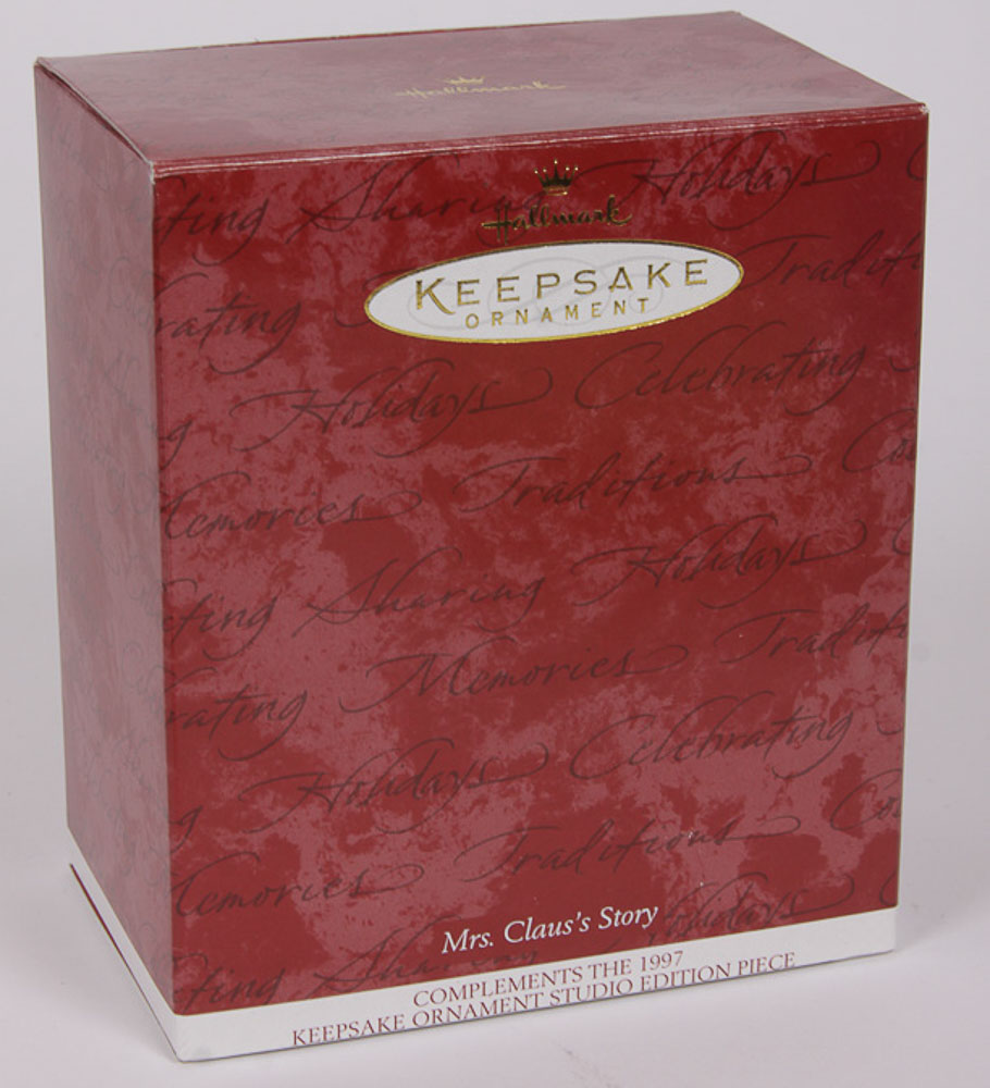 Hallmark Keepsake Studio Edition Tabletop Display