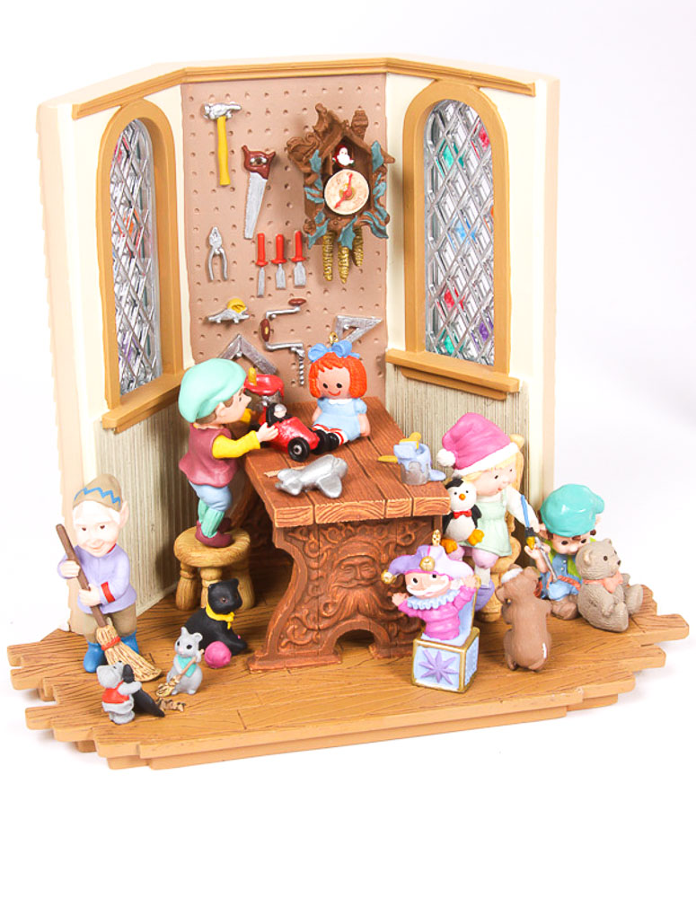 1995 and 1996Hallmark Keepsake Signature Collection Signed Pieces