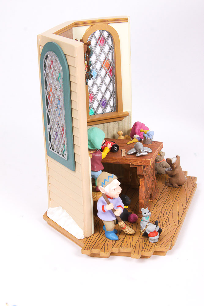 1995 and 1996Hallmark Keepsake Signature Collection Signed Pieces