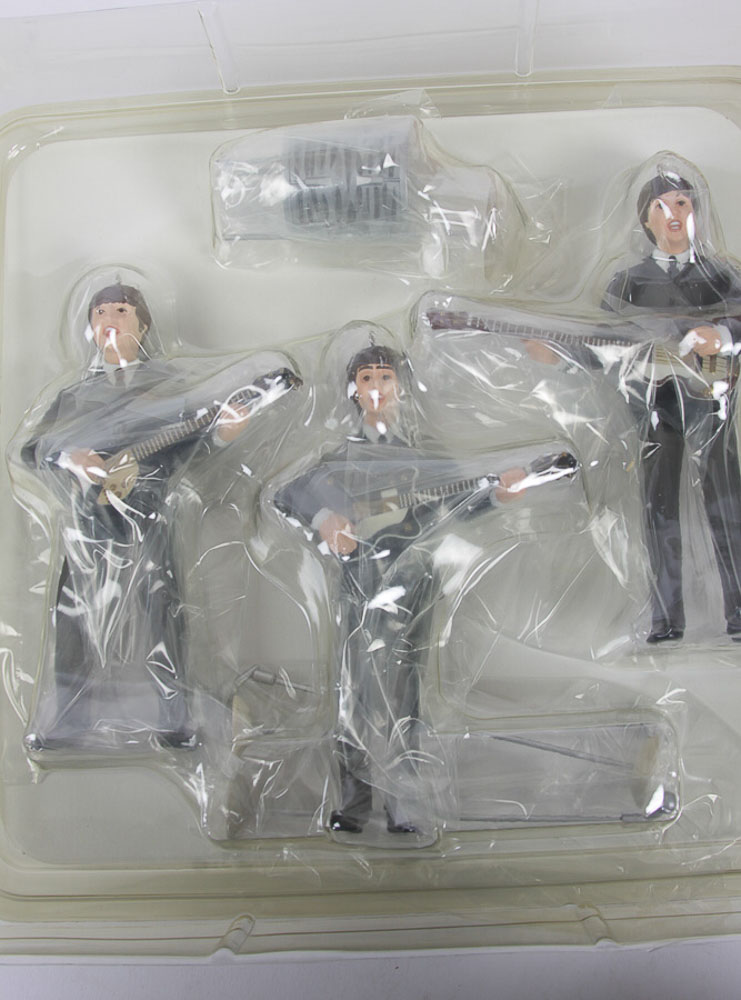 Hallmark  Keepsake "The Beatles Gift Set" Ornaments