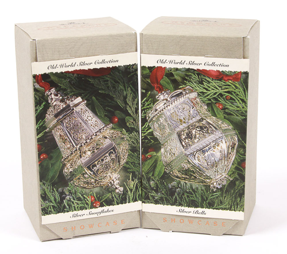 Hallmark Keepsake 1994 Showcase Ornaments