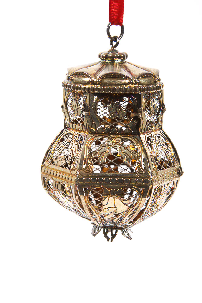 Hallmark Keepsake 1994 Showcase Ornaments