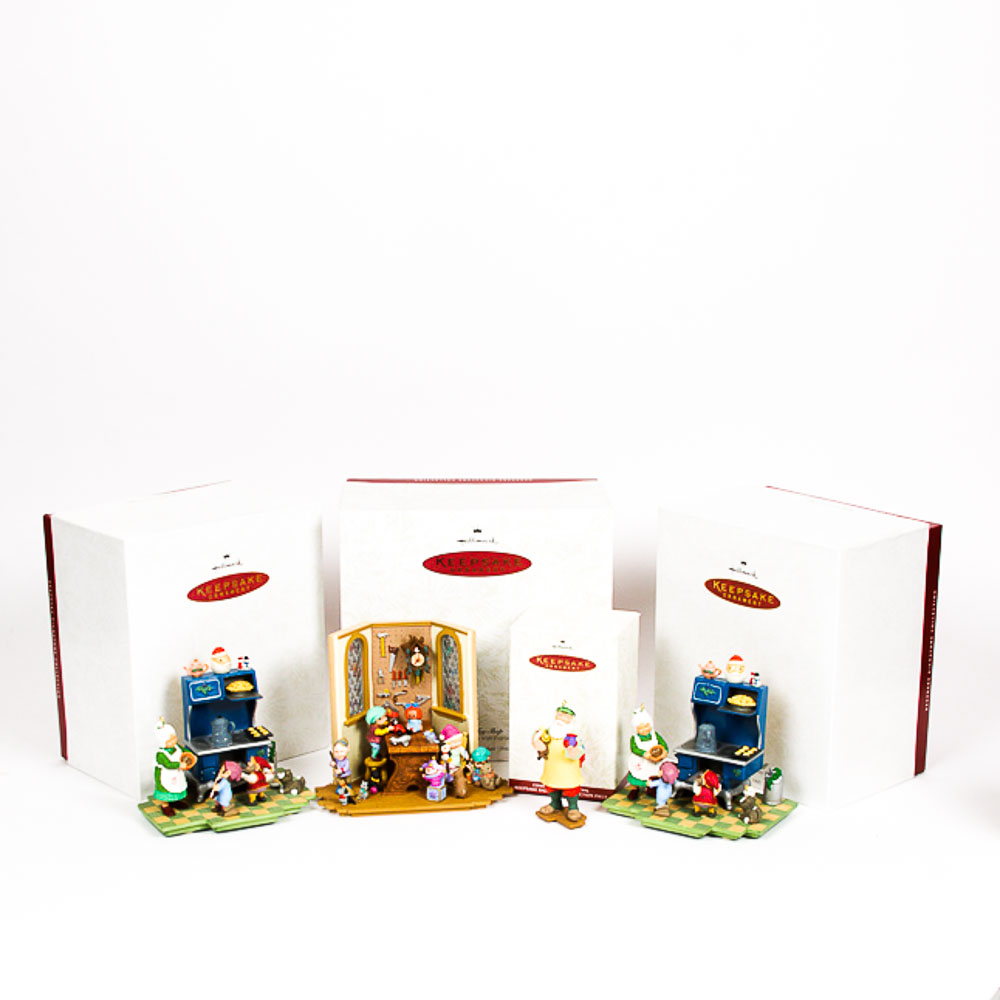 1995 and 1996Hallmark Keepsake Signature Collection Signed Pieces