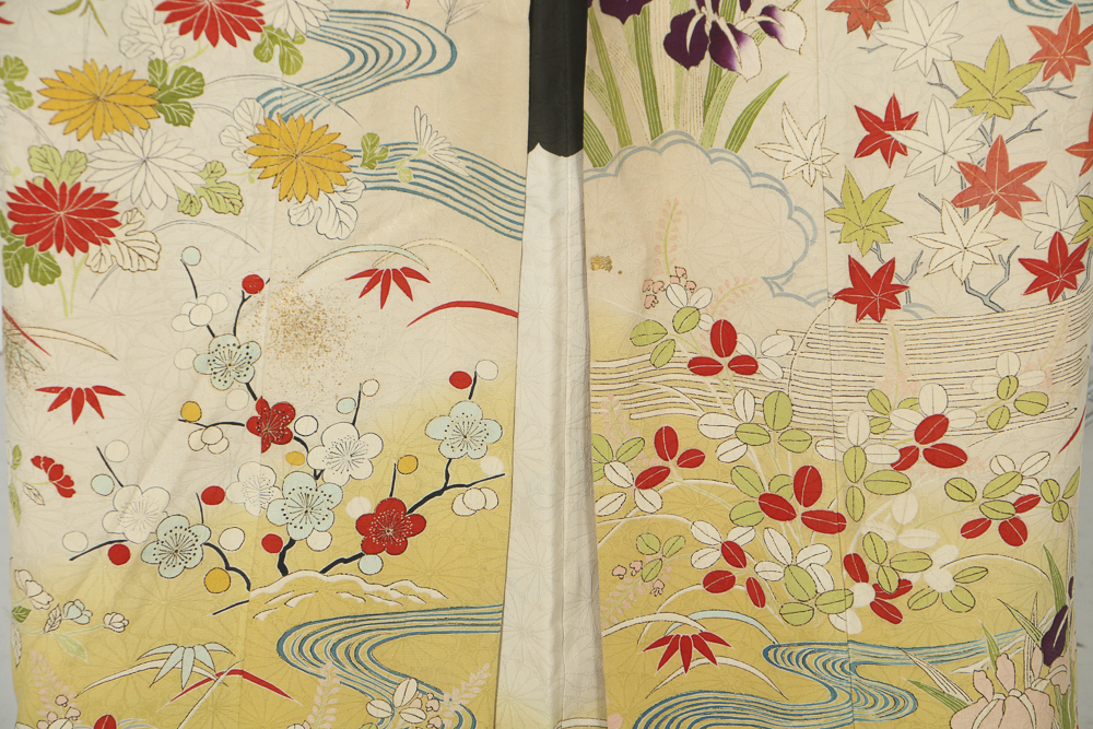 Late Taisho/Early Showa Period Japanese Rinzu Silk Kimono