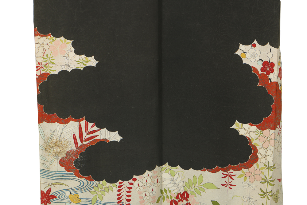 Late Taisho/Early Showa Period Japanese Rinzu Silk Kimono