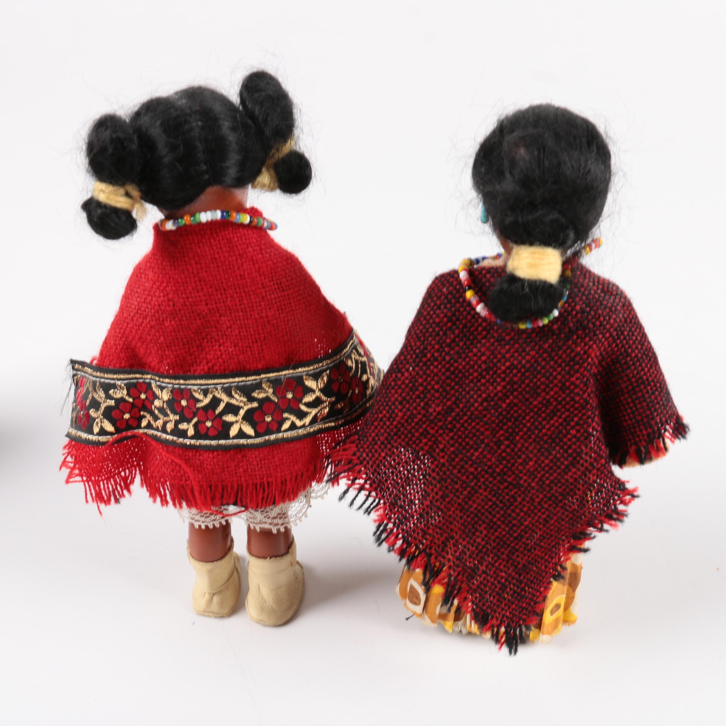 Dolls with Sand Art Vase