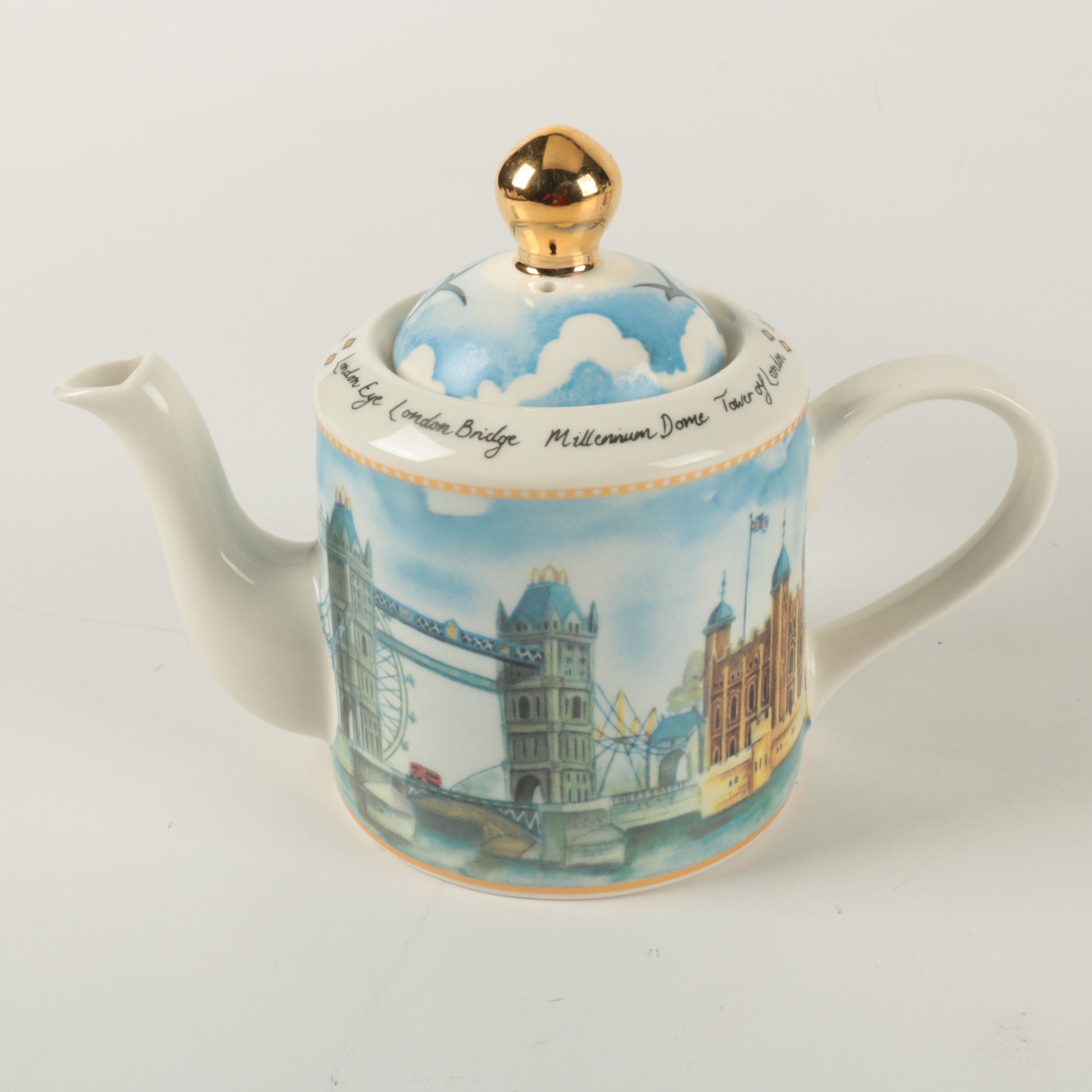 Porcelain Teapots by James Sadler and Arthur Wood
