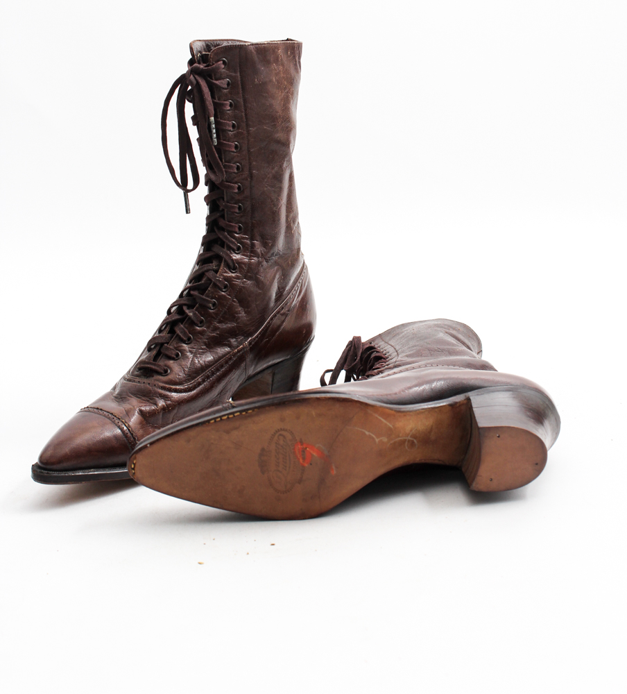 Women's Antique Leather Boots