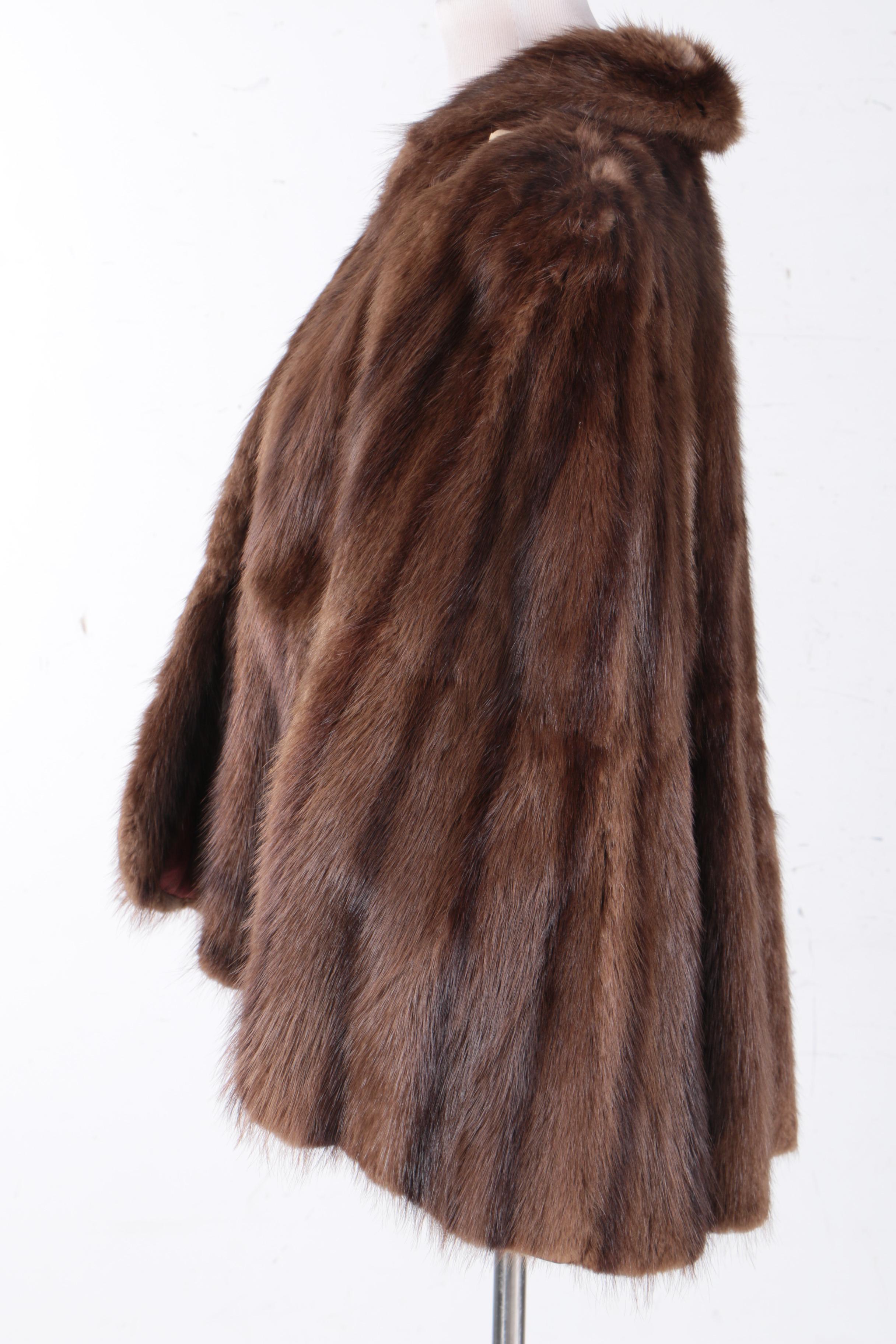 Vintage H.P. Wasson & Co. Dyed Squirrel Fur Capelet
