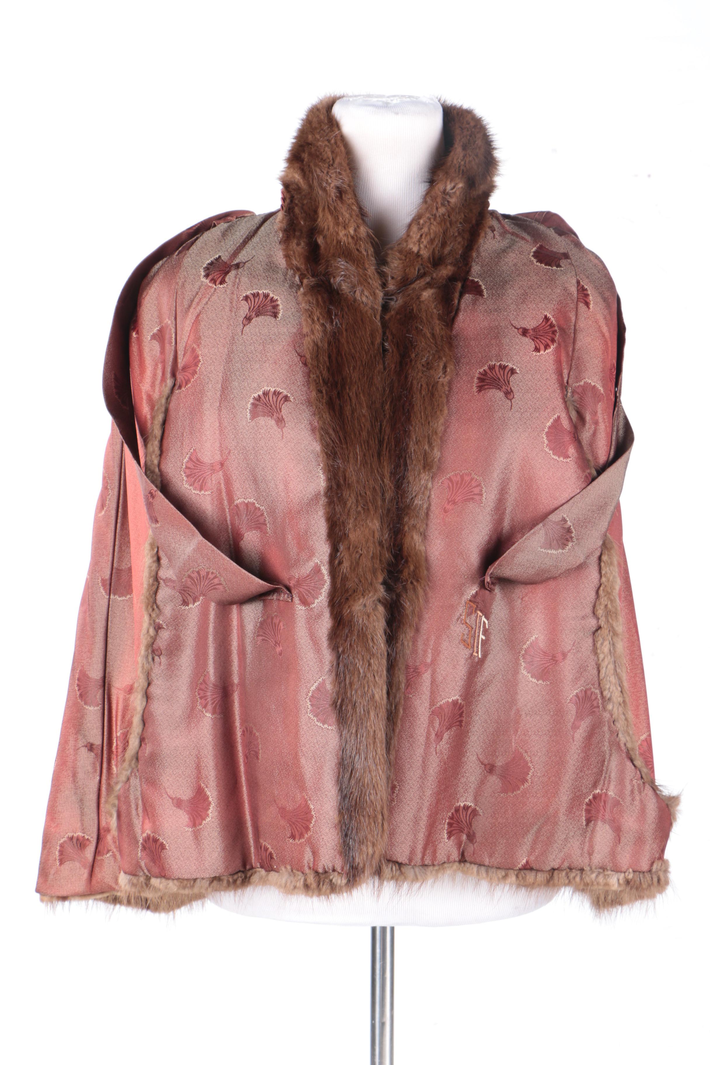 Vintage H.P. Wasson & Co. Dyed Squirrel Fur Capelet