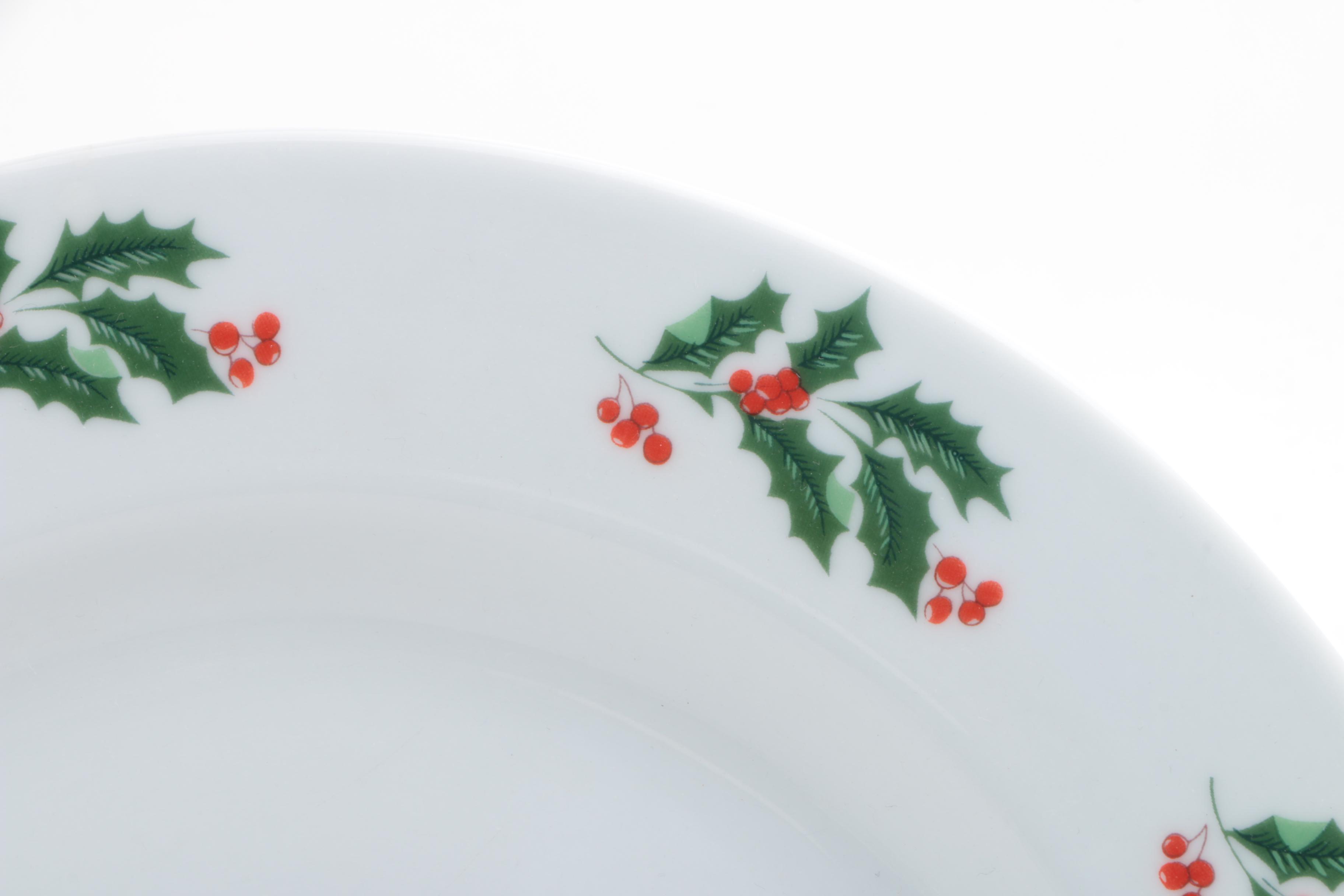 Chinese Holly and Berry Porcelain Tableware