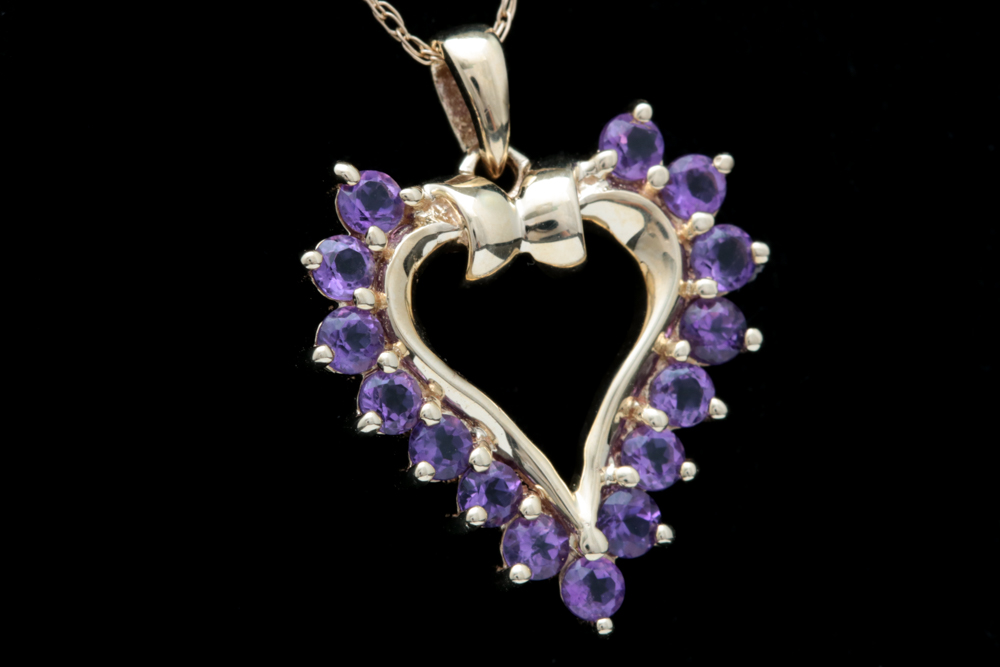 10K Yellow Gold and Amethyst Heart Pendant with Chain