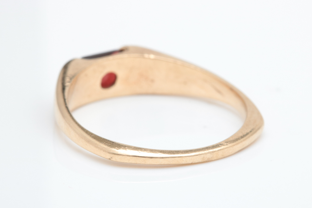 14K Yellow Gold and Garnet Ring
