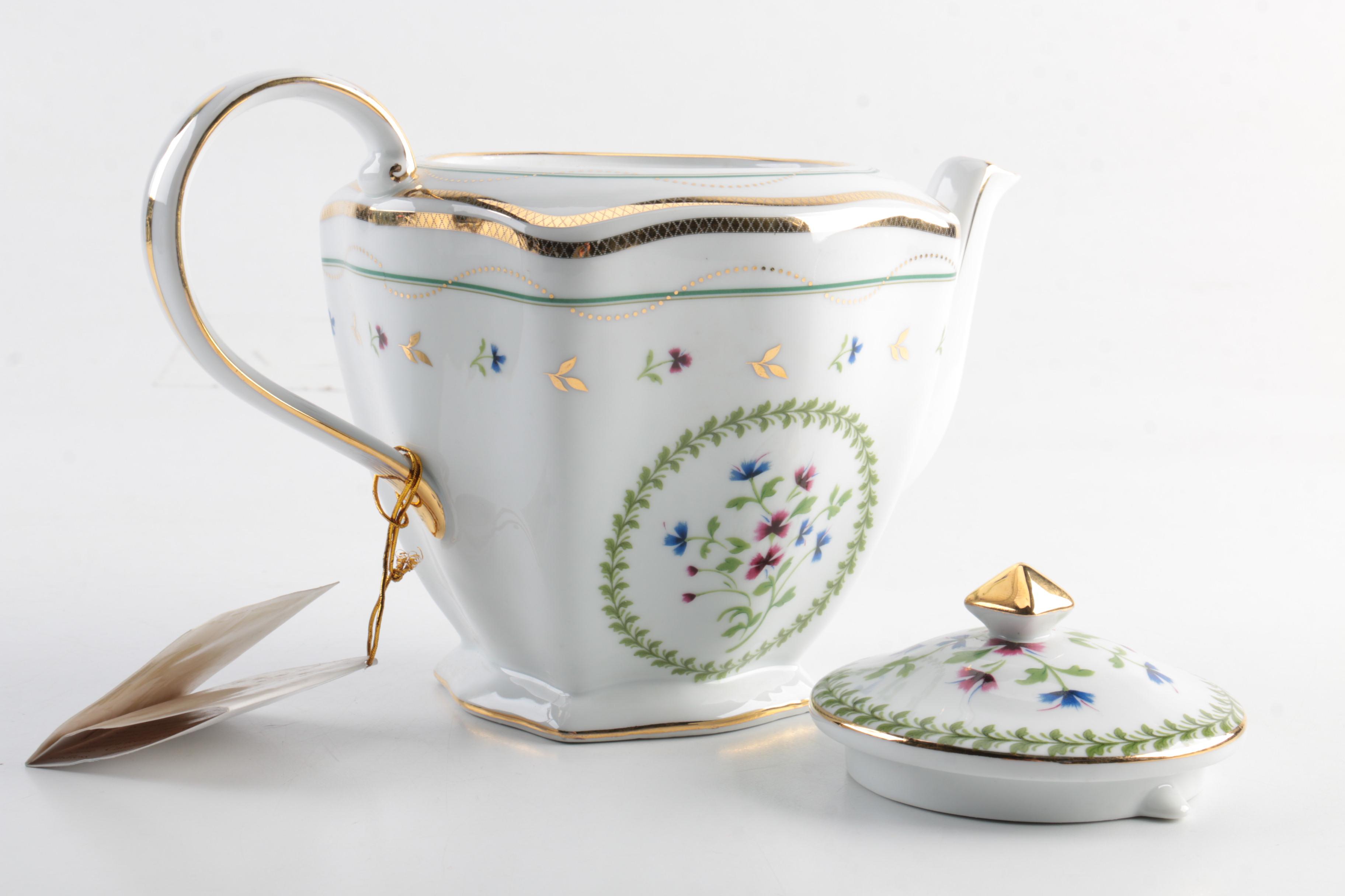 I. Godinger & Co. "Petite Fleur" Teapot and "Jardin" Square Bowl