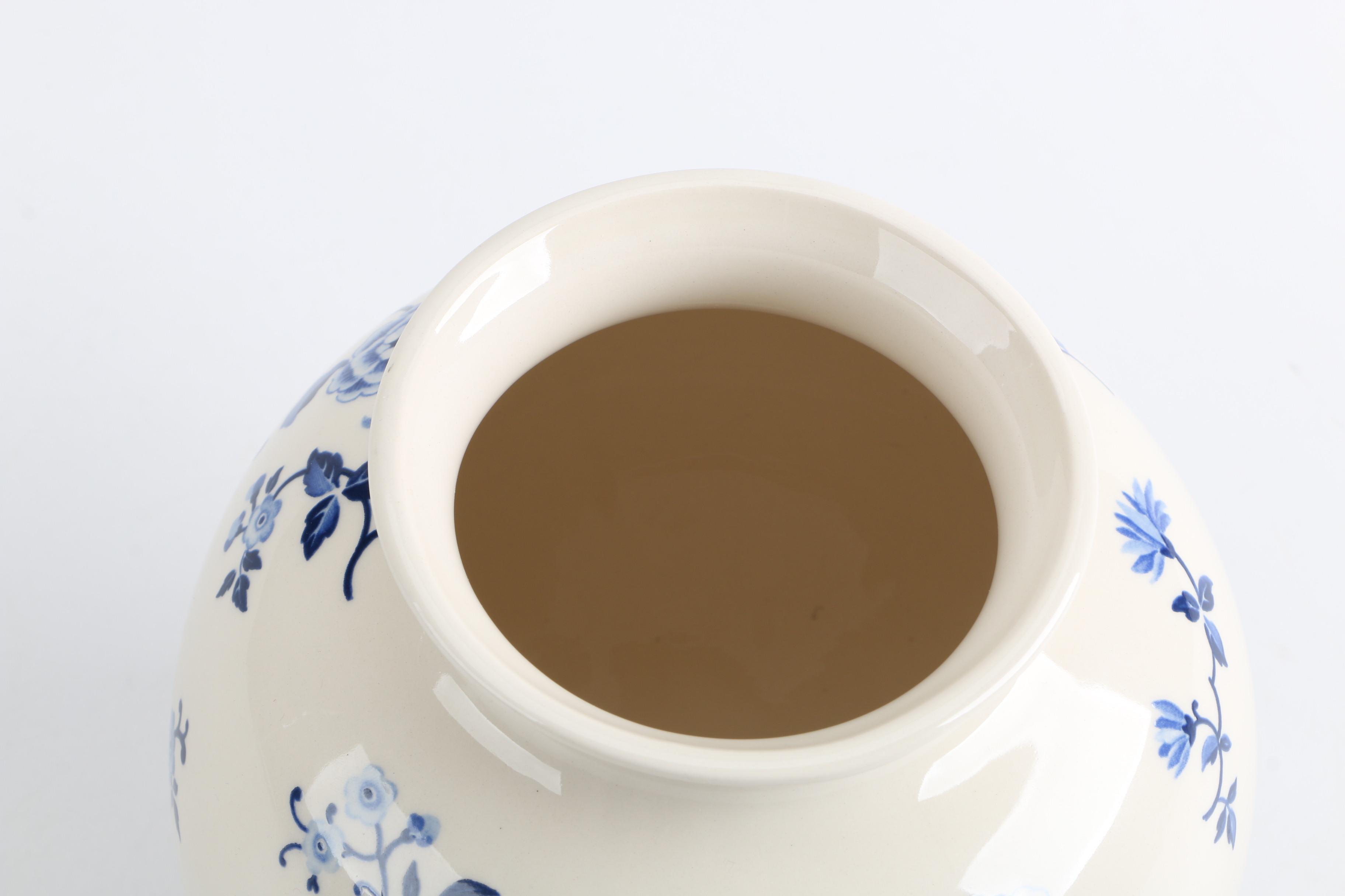 Vintage Wedgwood "Winthrop" Vase