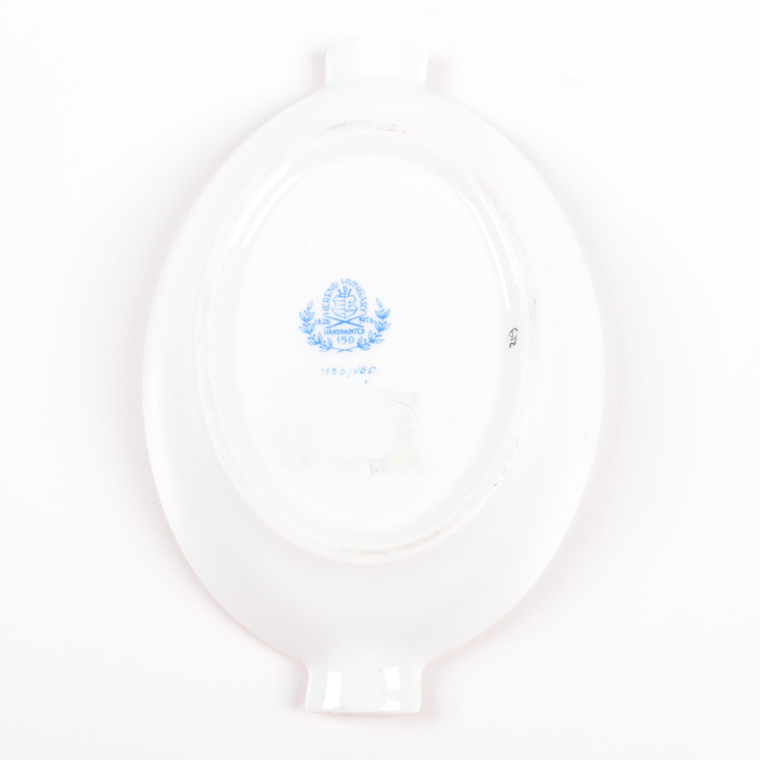 Herend Hungary "Queen Victoria" Ash Receiver