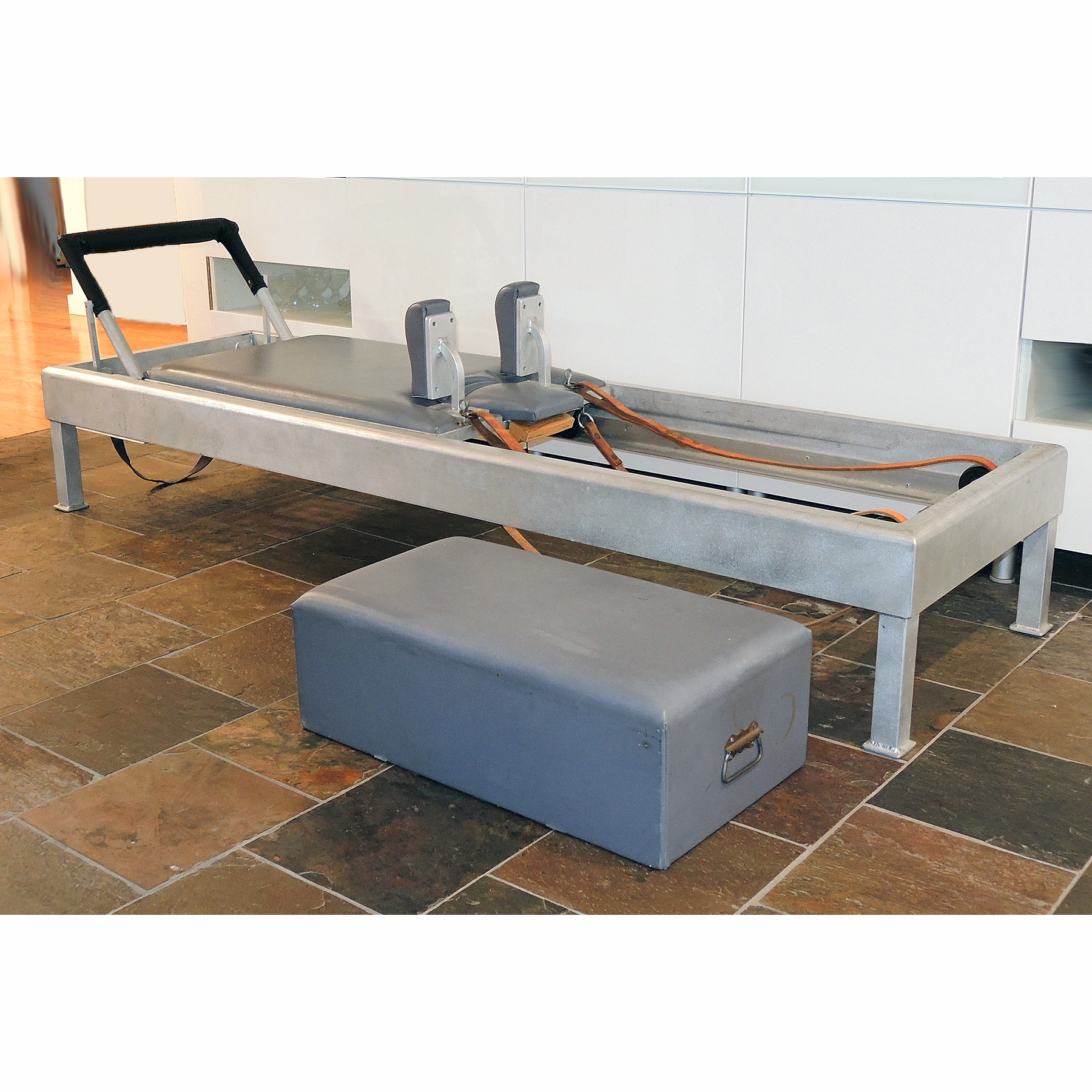 Gratz 86" Classic Reformer Pilates Machine