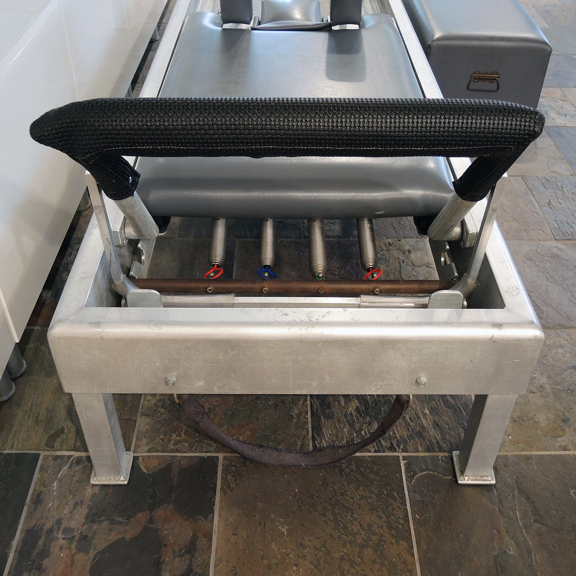 Gratz 86" Classic Reformer Pilates Machine