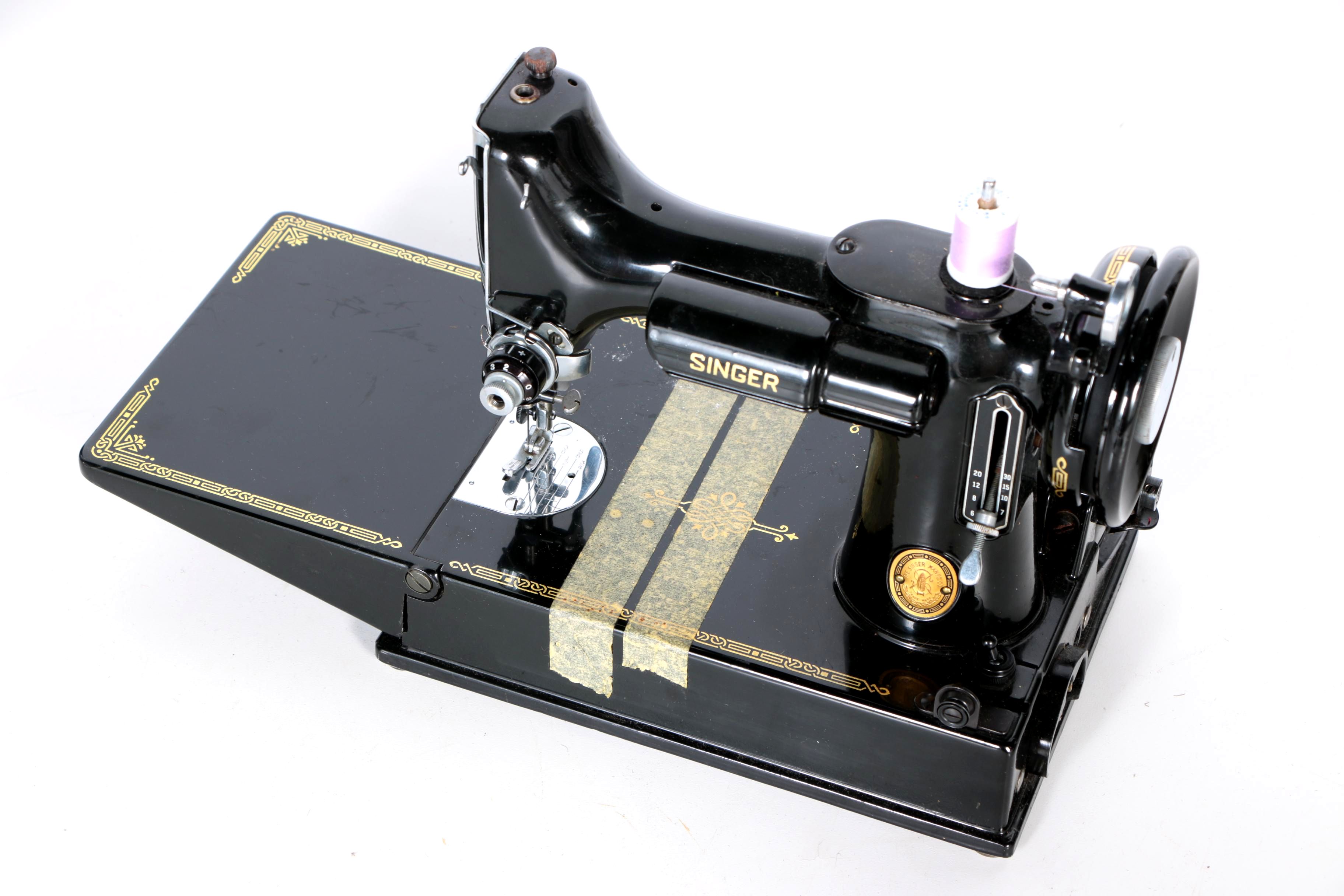 Vintage Featherweight Singer Sewing Machine