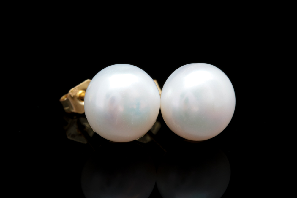 14K Yellow Gold and Pearl Stud Earrings