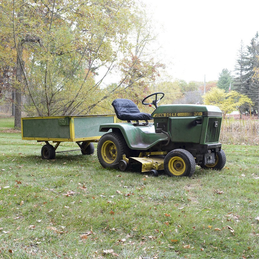 John Deere Lawnmower & Trailer