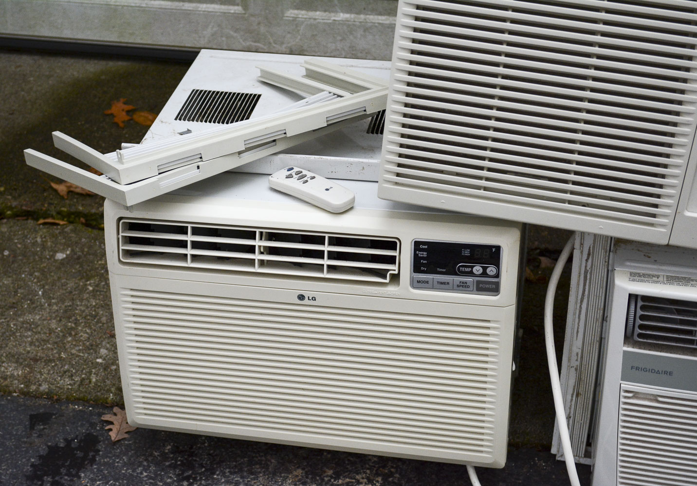 Frigidaire, LG and GoldStar Room Air Conditoners