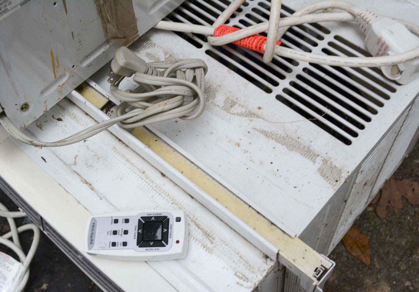 Frigidaire, LG and GoldStar Room Air Conditoners