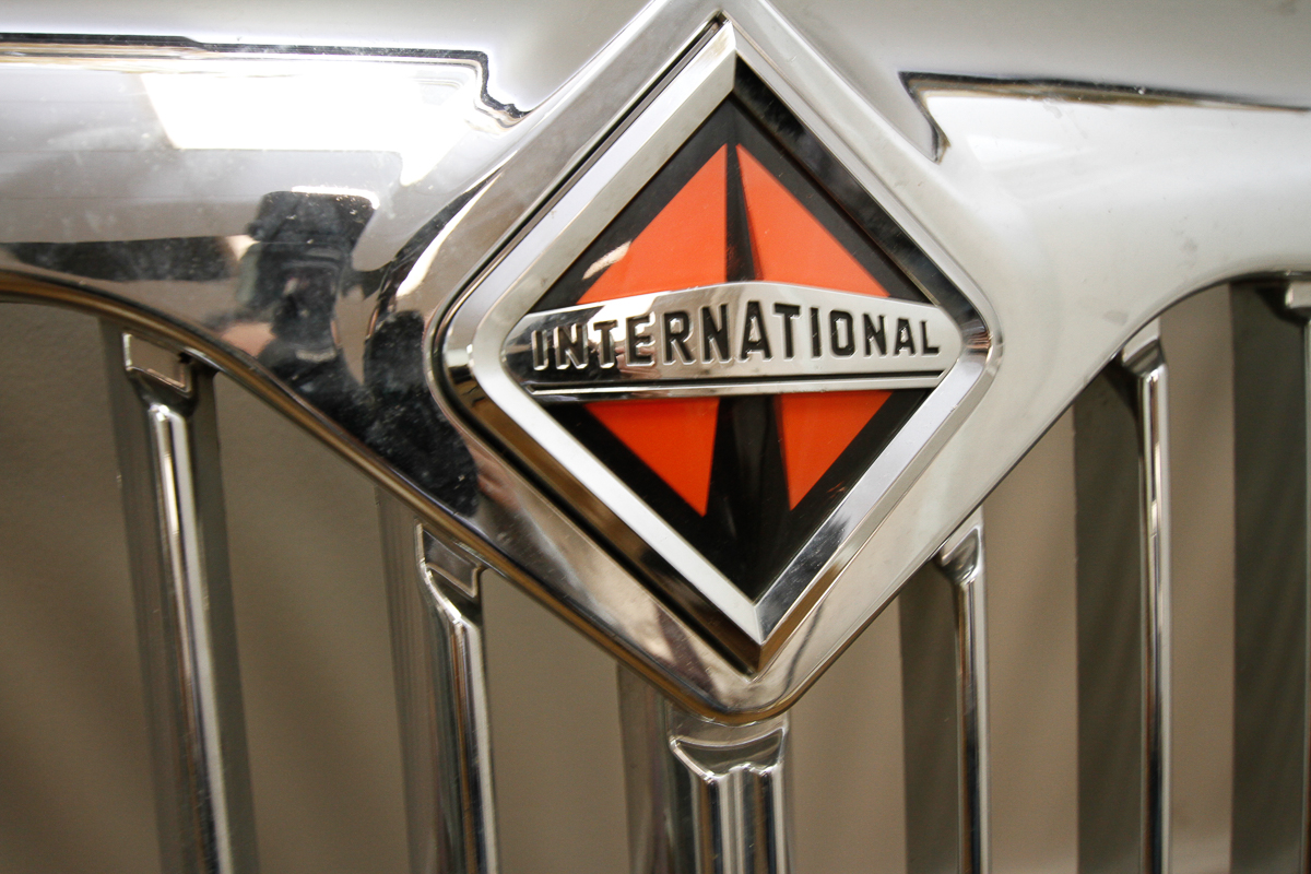International Truck Grill with Emblem
