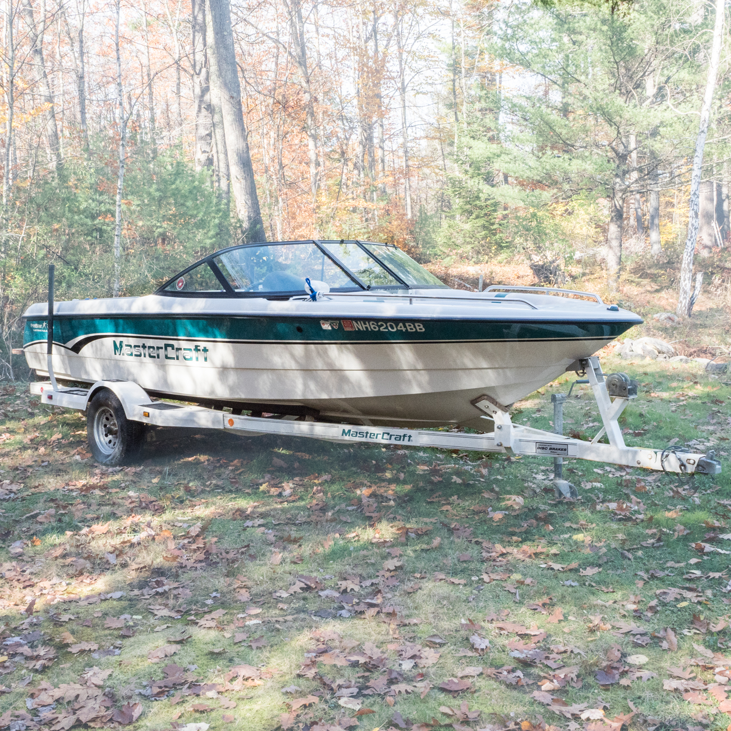 1998 Mastercraft "ProStar 205" Ski Boat with Trailer