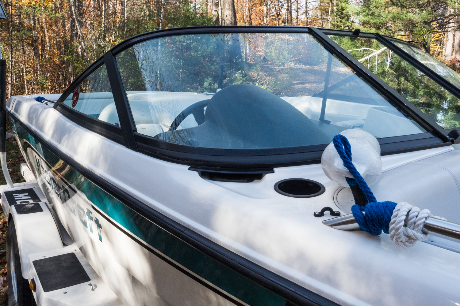 1998 Mastercraft "ProStar 205" Ski Boat with Trailer