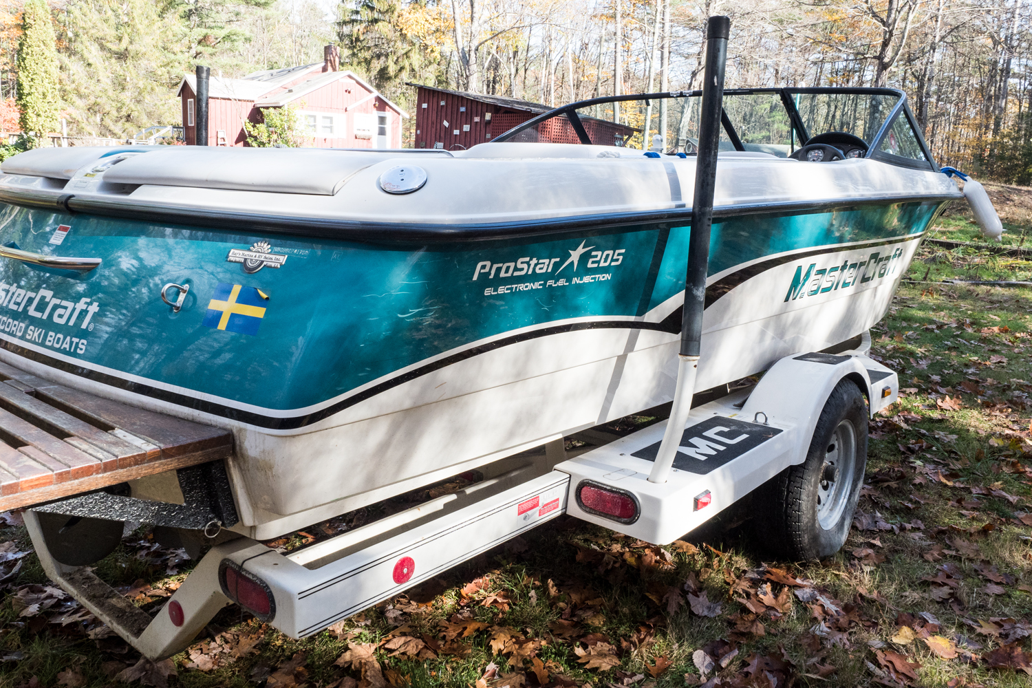 1998 Mastercraft "ProStar 205" Ski Boat with Trailer