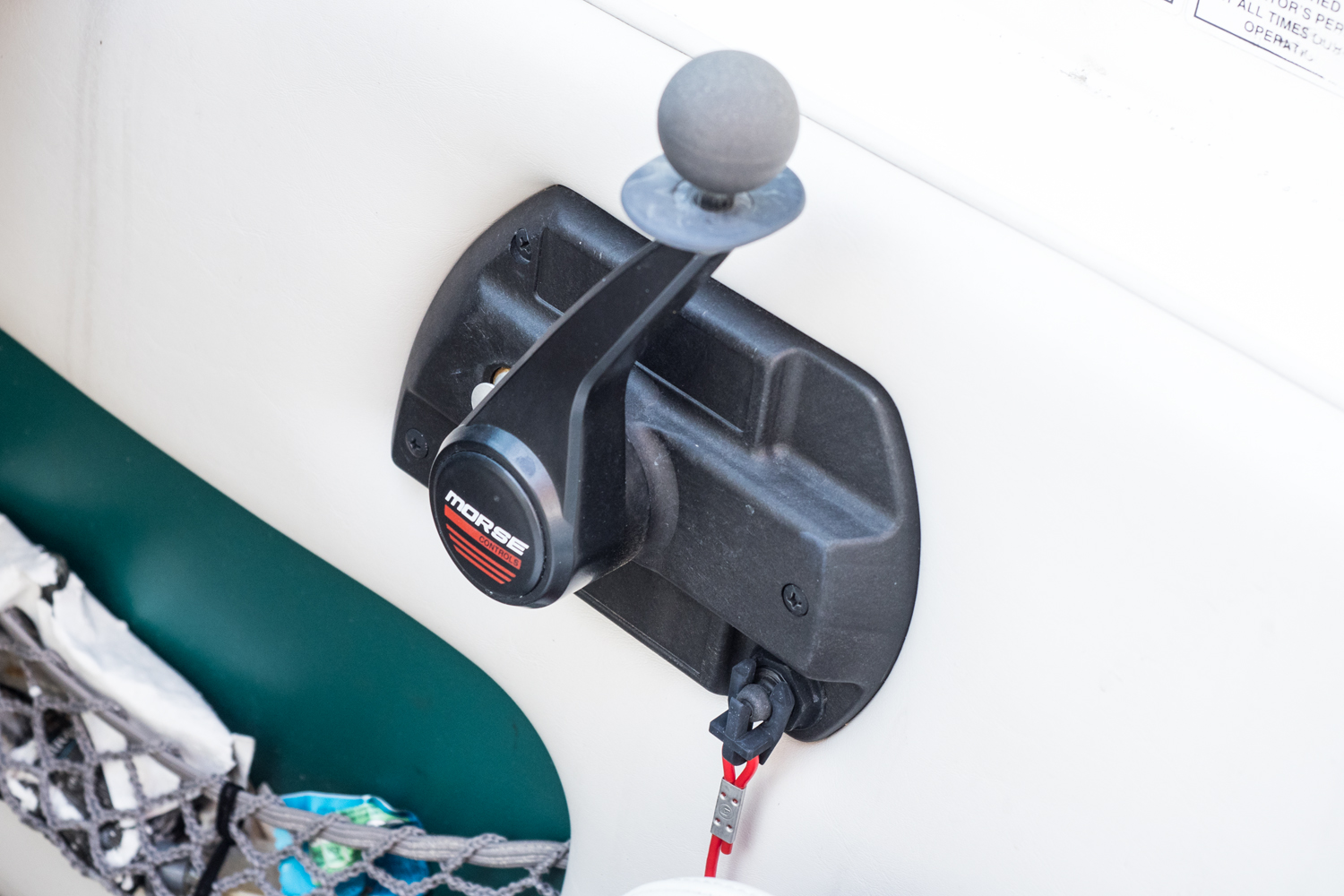 1998 Mastercraft "ProStar 205" Ski Boat with Trailer