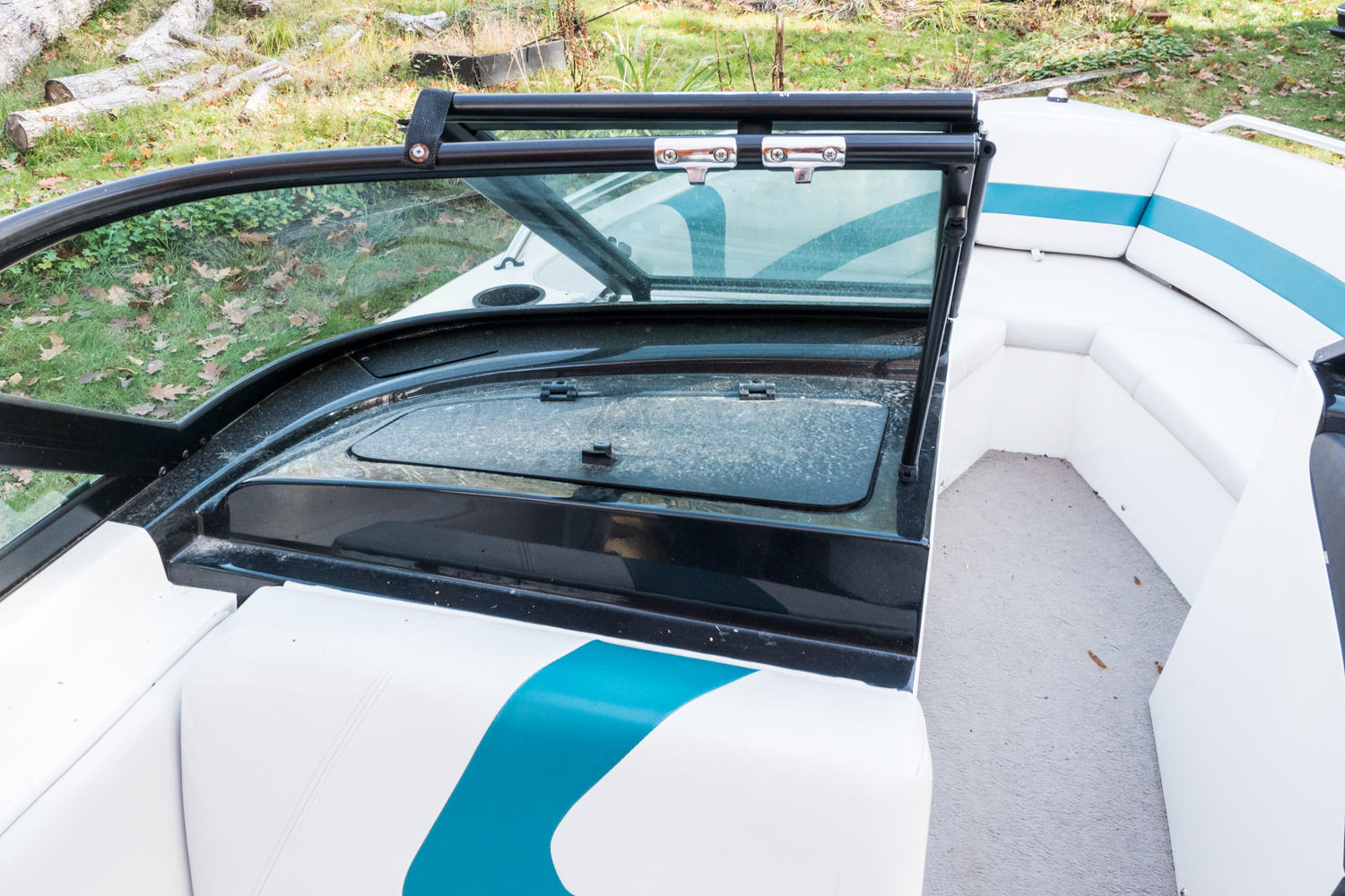 1998 Mastercraft "ProStar 205" Ski Boat with Trailer