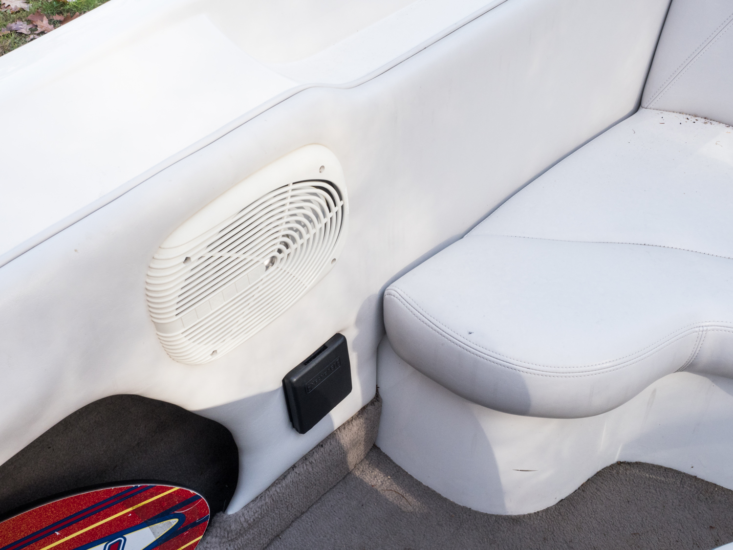 1998 Mastercraft "ProStar 205" Ski Boat with Trailer