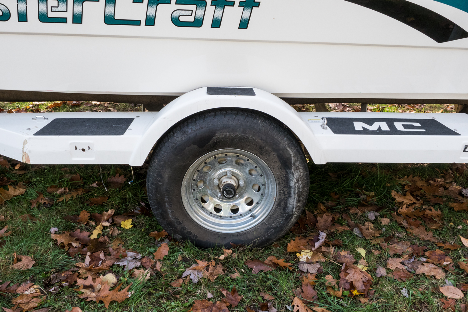 1998 Mastercraft "ProStar 205" Ski Boat with Trailer