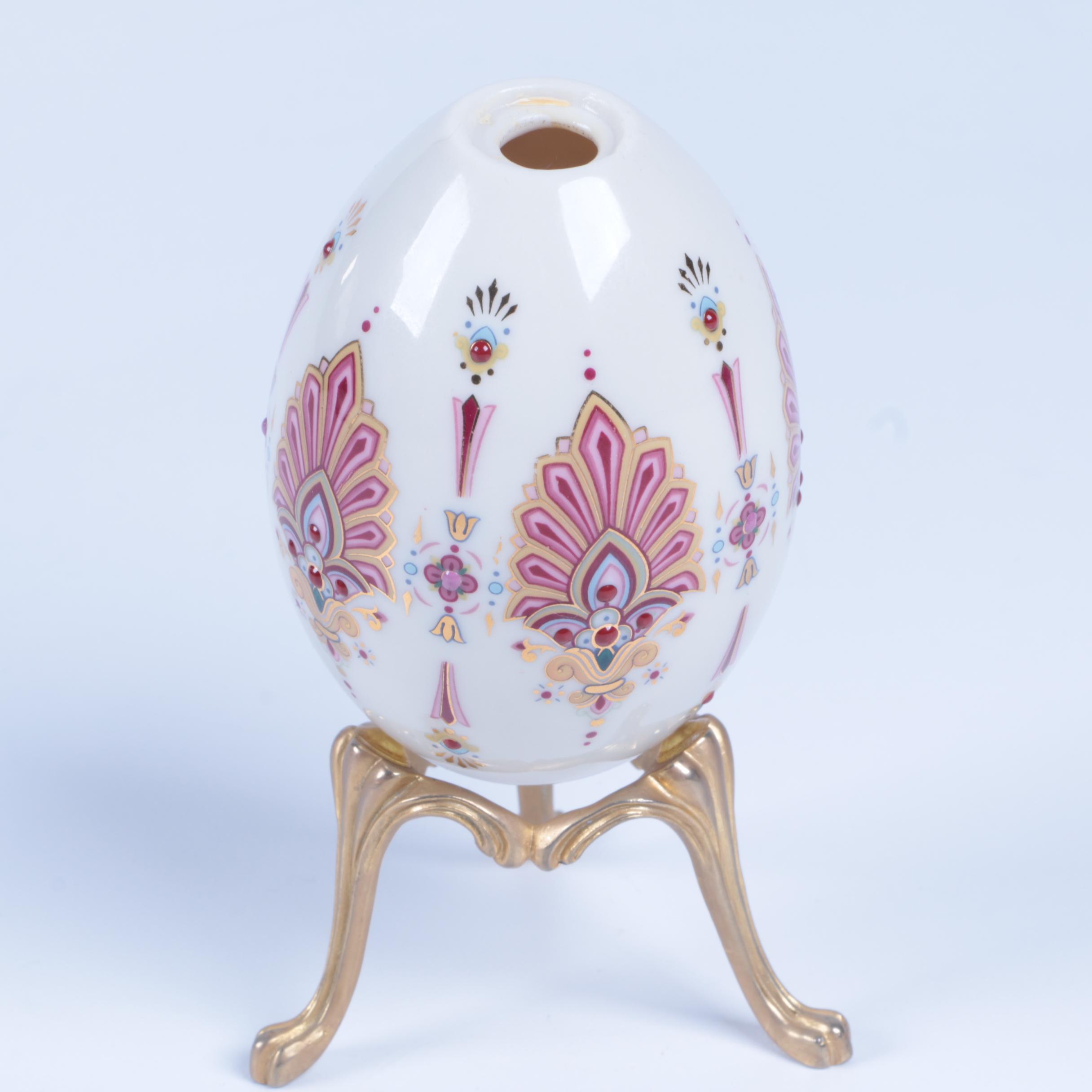 Lenox "China Treasures" Porcelain Egg Issued in 1995