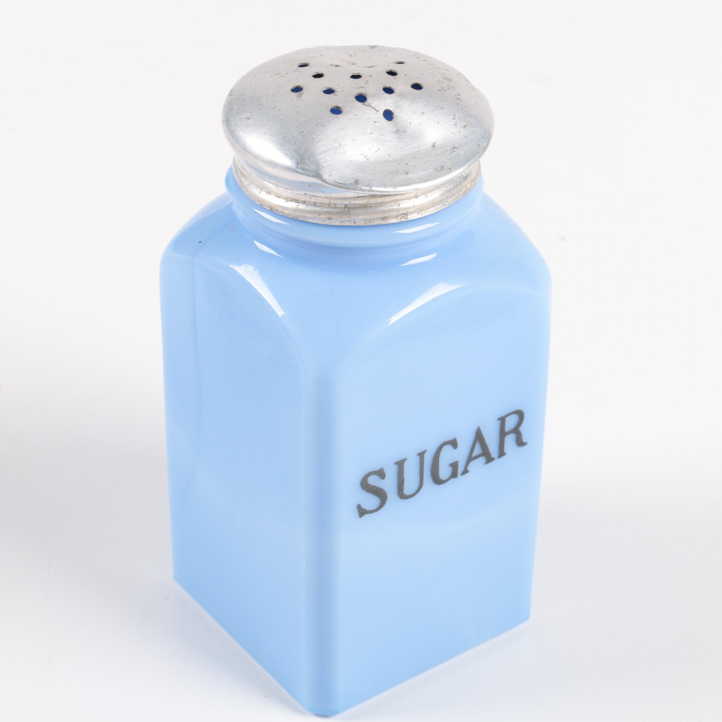 Porcelain Tableware Featuring Klingenberg and Dwenger