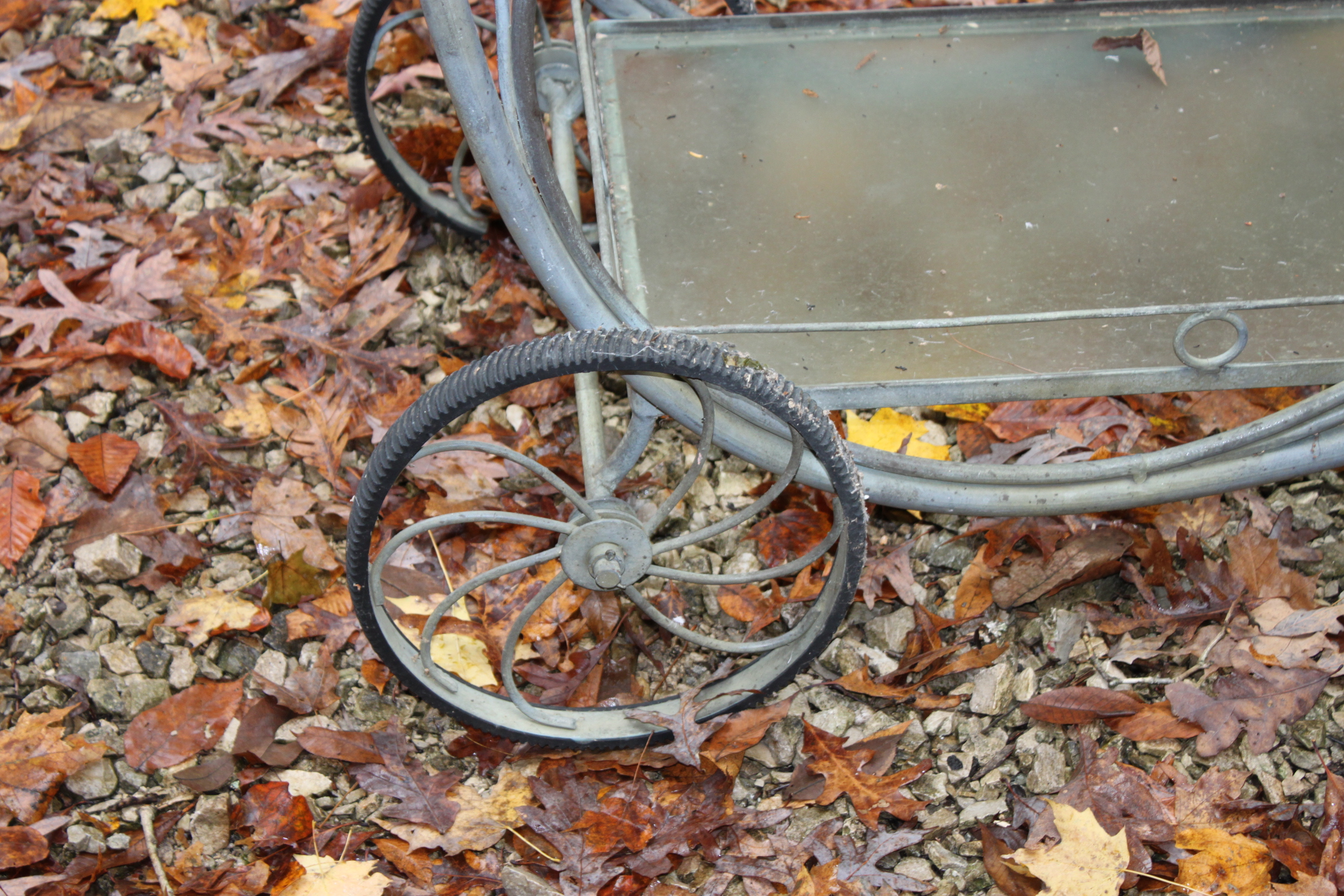 Vintage Salterini Style Metal Patio Bar Cart