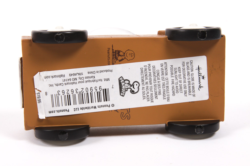 Hallmark "Peanuts" Character Snow Globes