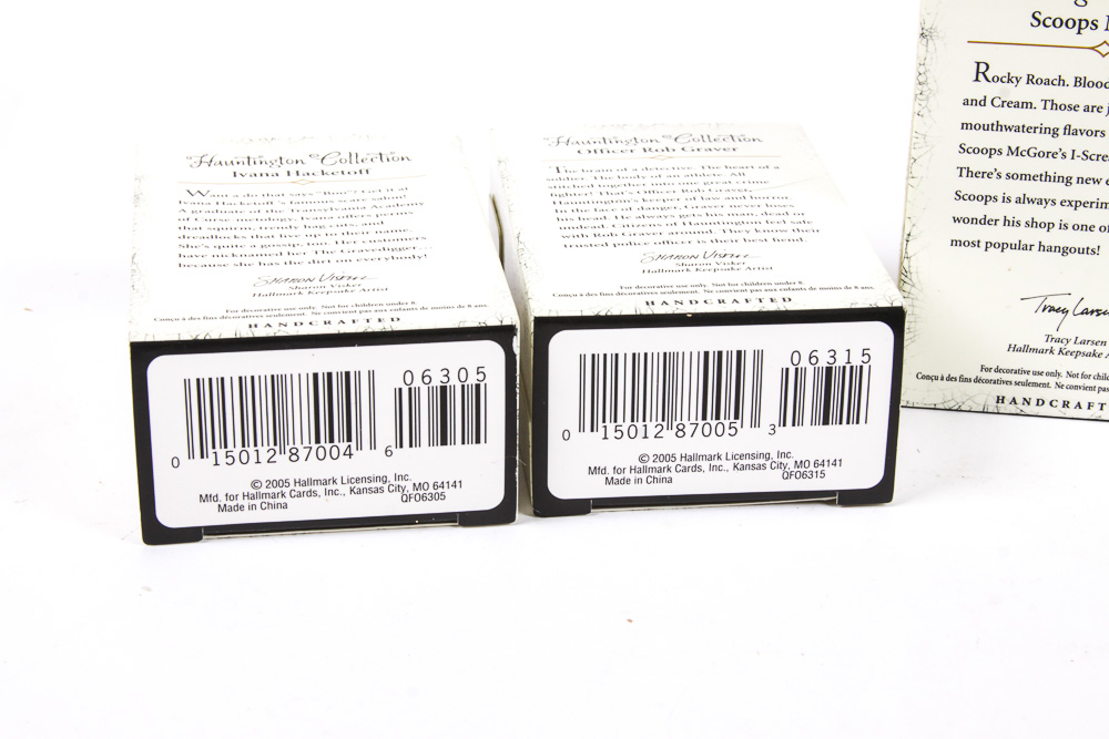 Halloween Hallmark Hauntington Collection