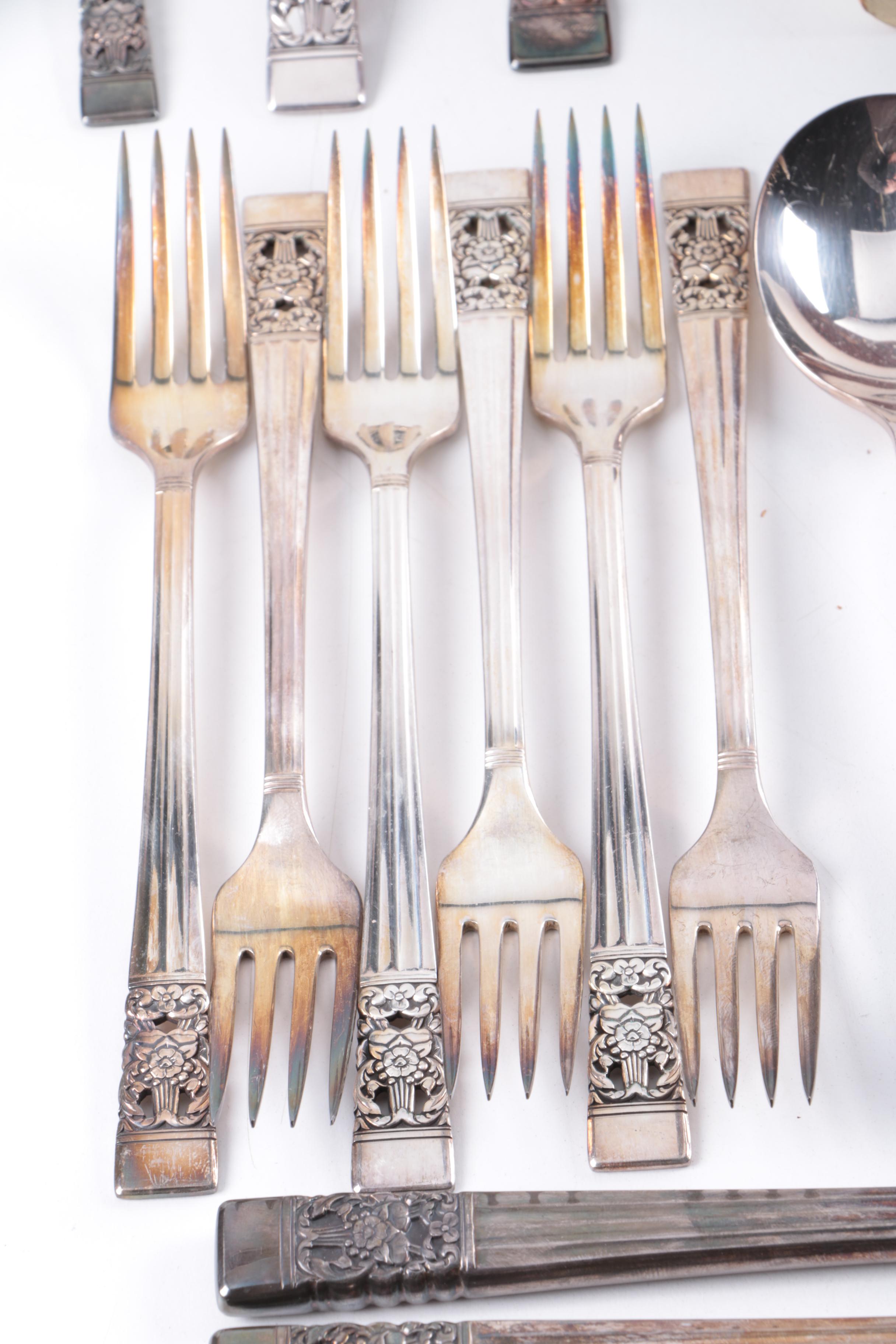 Community Plate "Coronation" Silver Plate Flatware in Chest