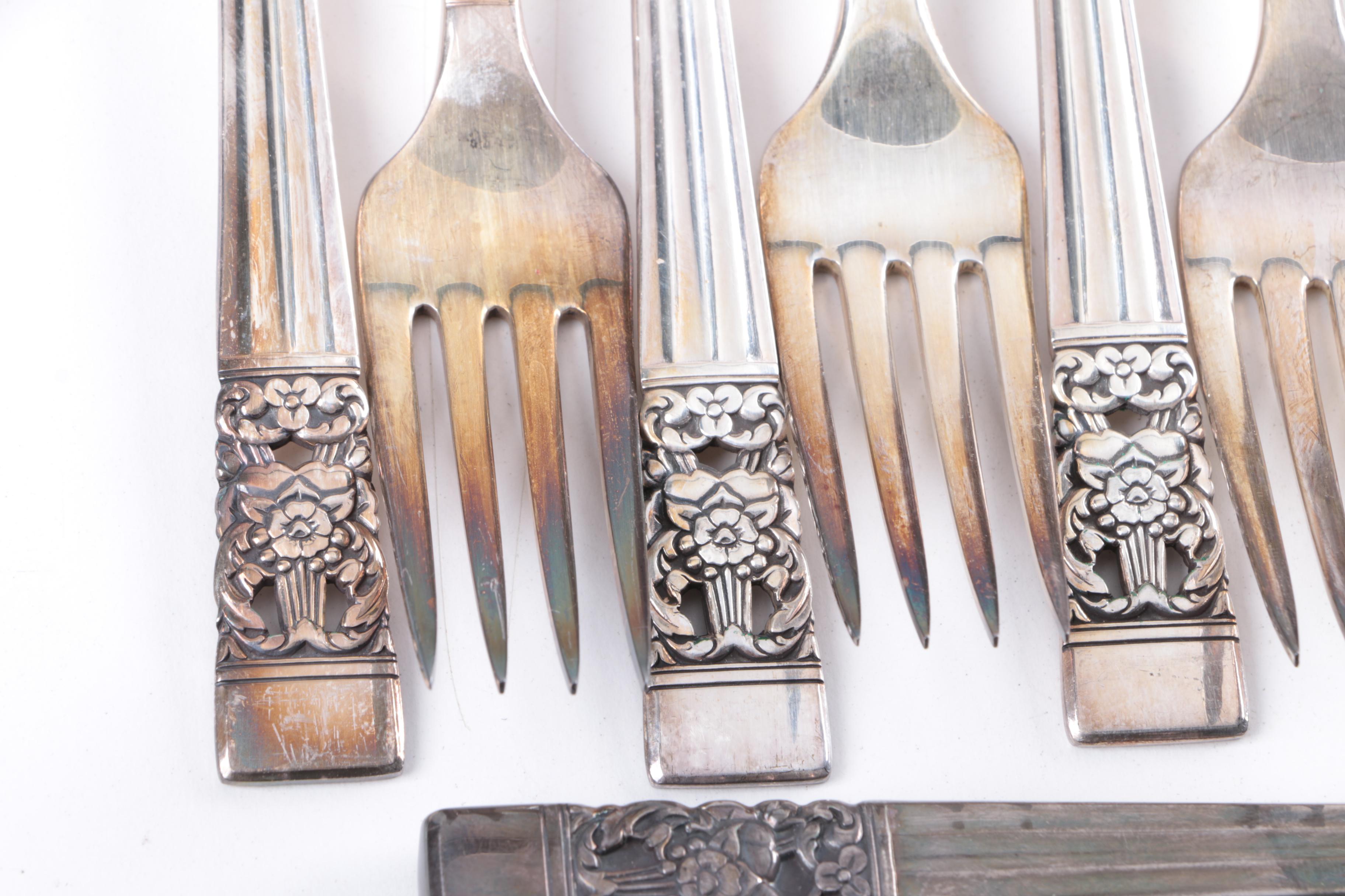 Community Plate "Coronation" Silver Plate Flatware in Chest