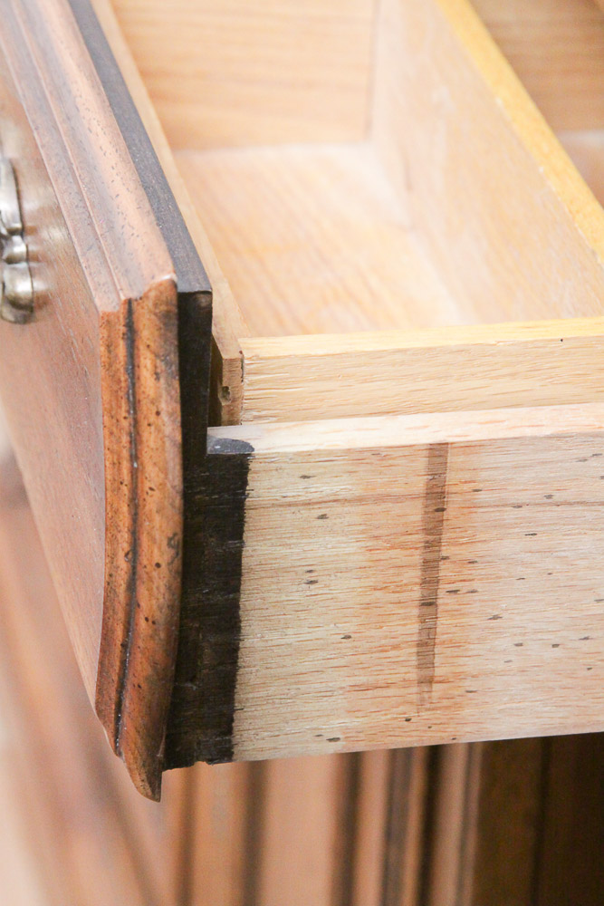 Thomasville Liquor Cabinet