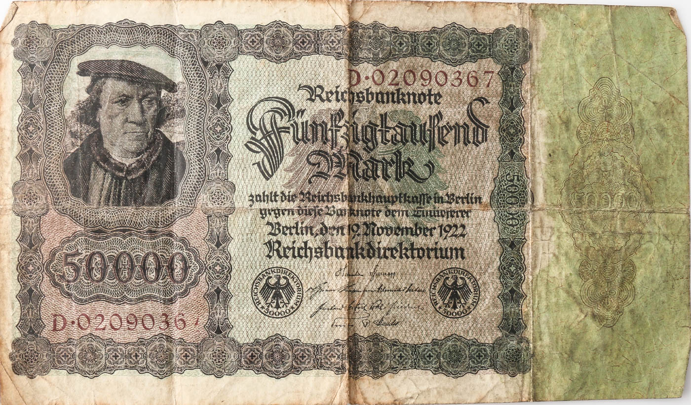 Group of 264 Foreign Currency Notes