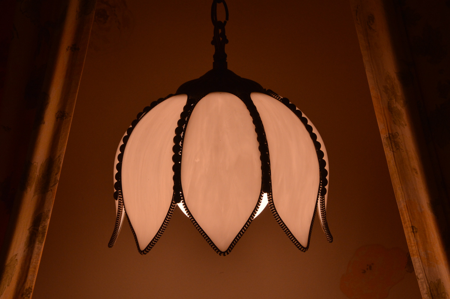 Vintage Slag Glass Tulip Swag Pendant Lights