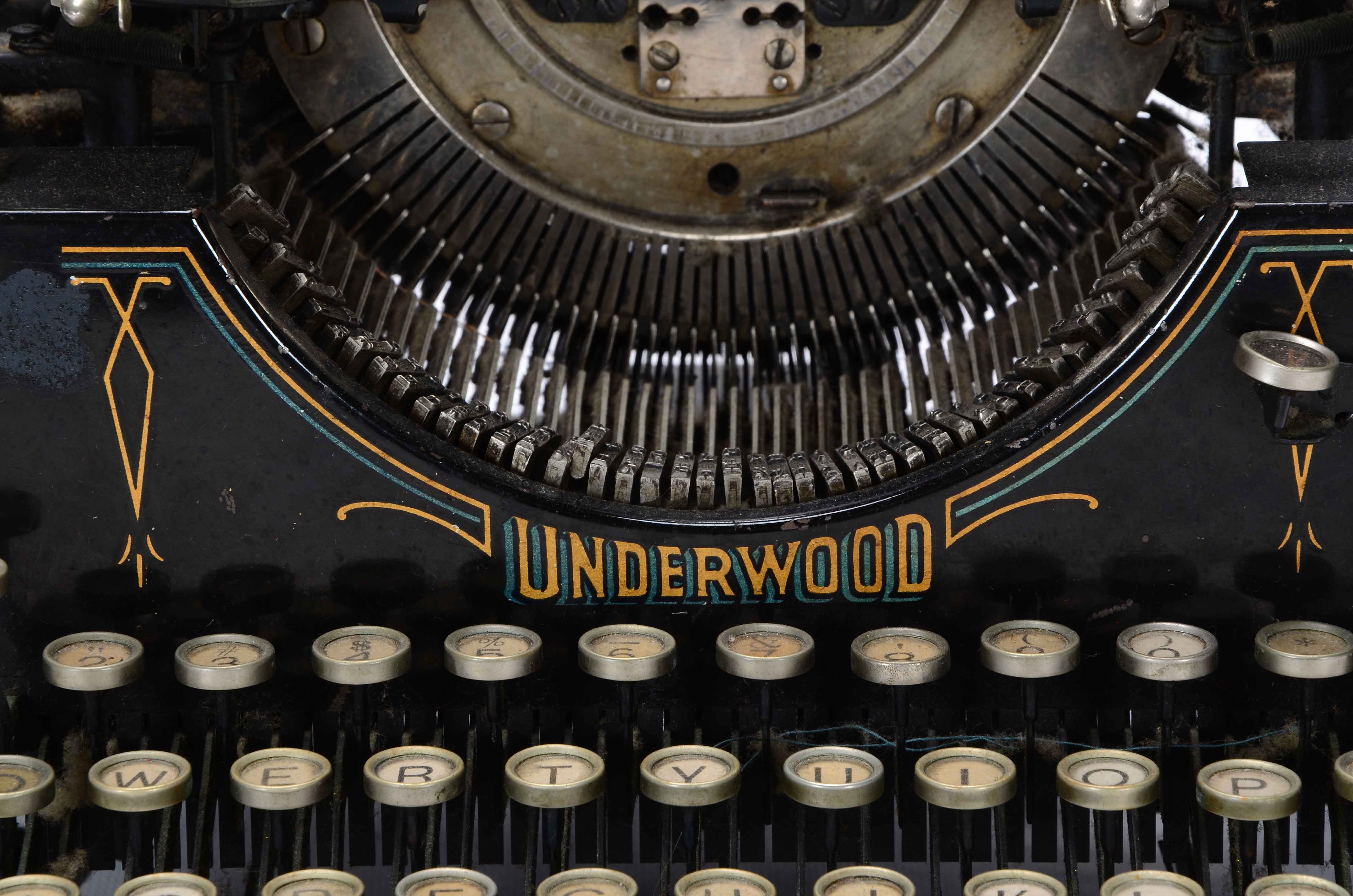 Vintage Underwood No. 5 Typewriter