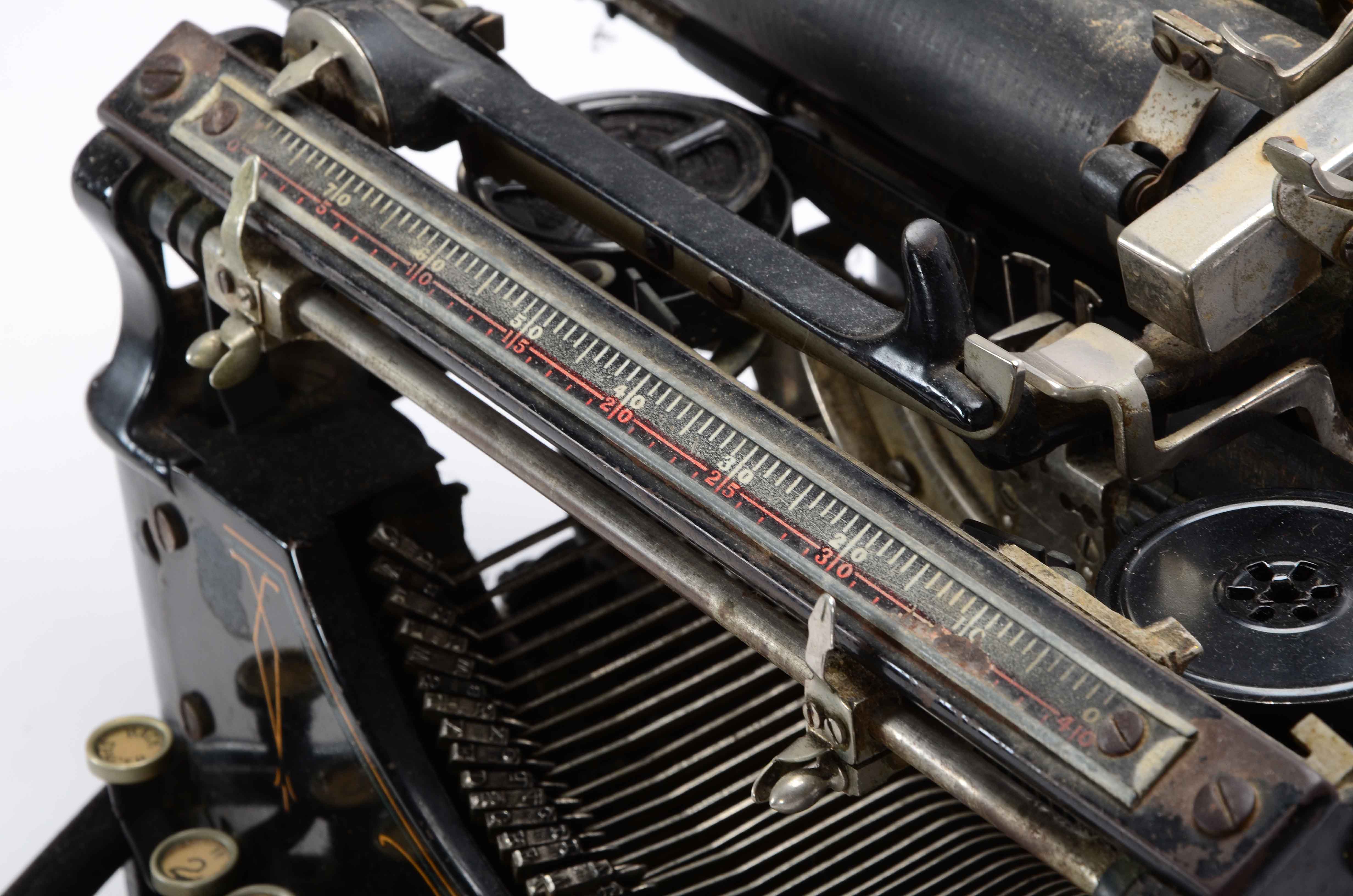 Vintage Underwood No. 5 Typewriter