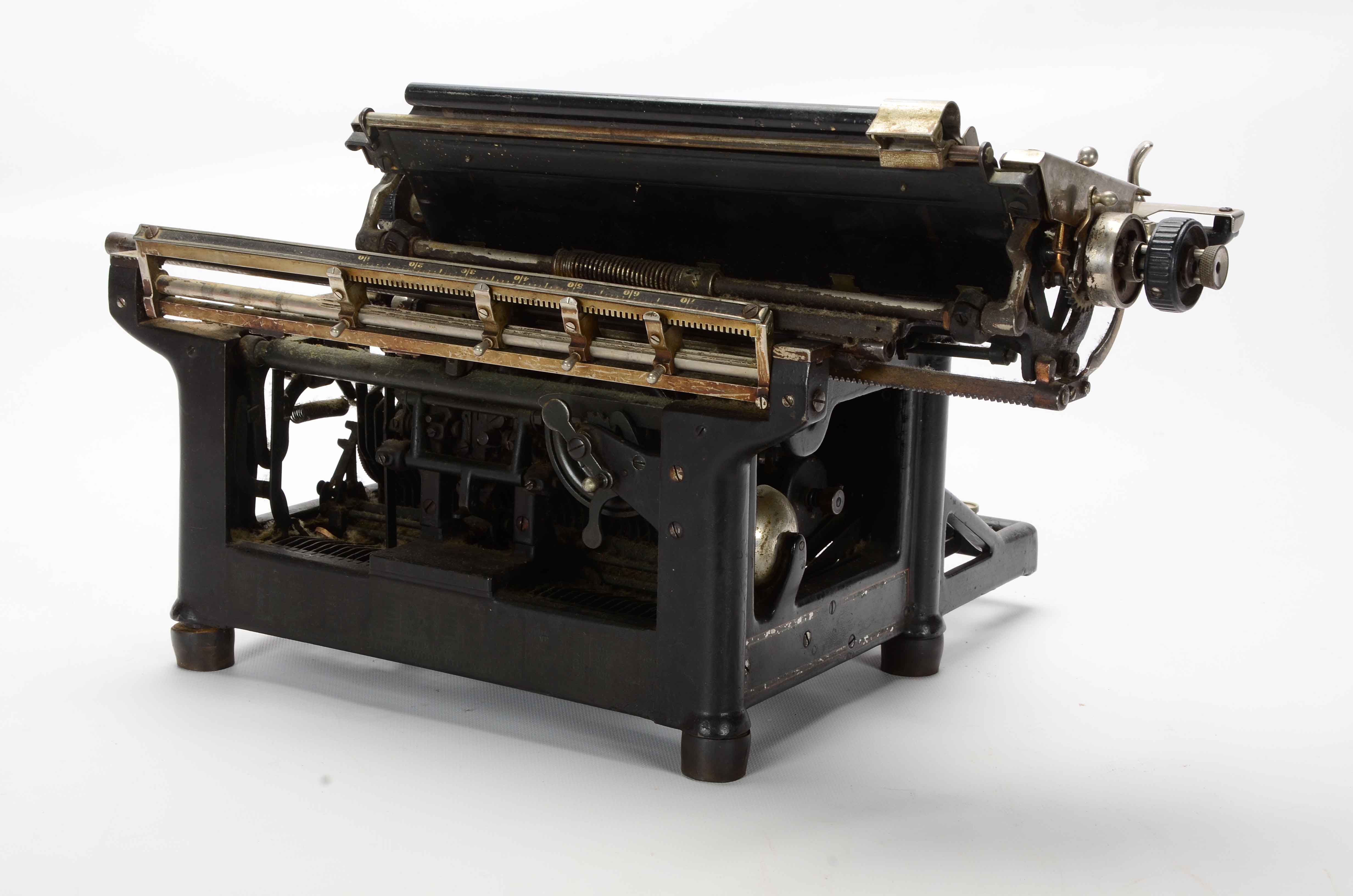 Vintage Underwood No. 5 Typewriter