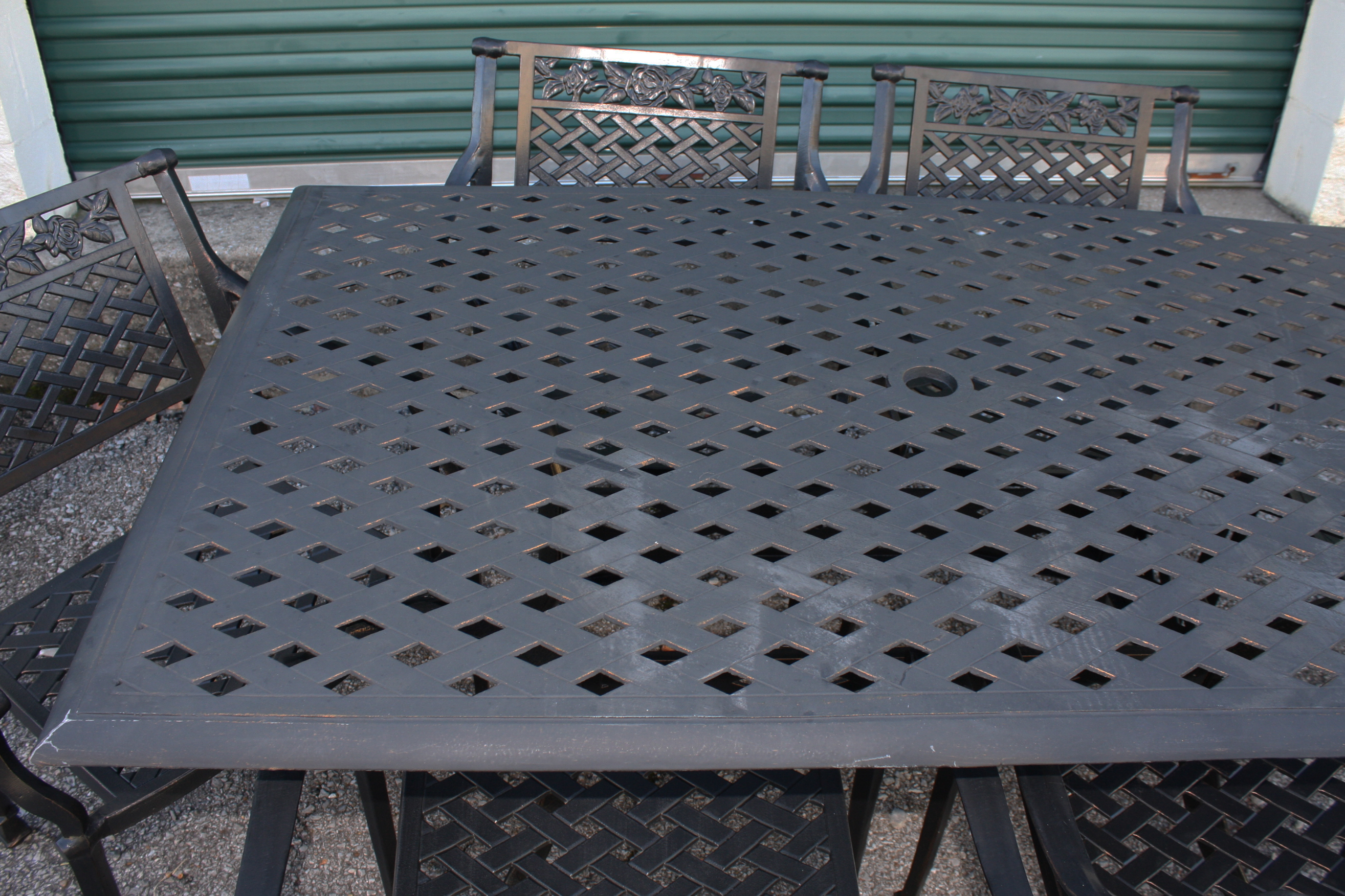 Outdoor Patio Table and Chairs